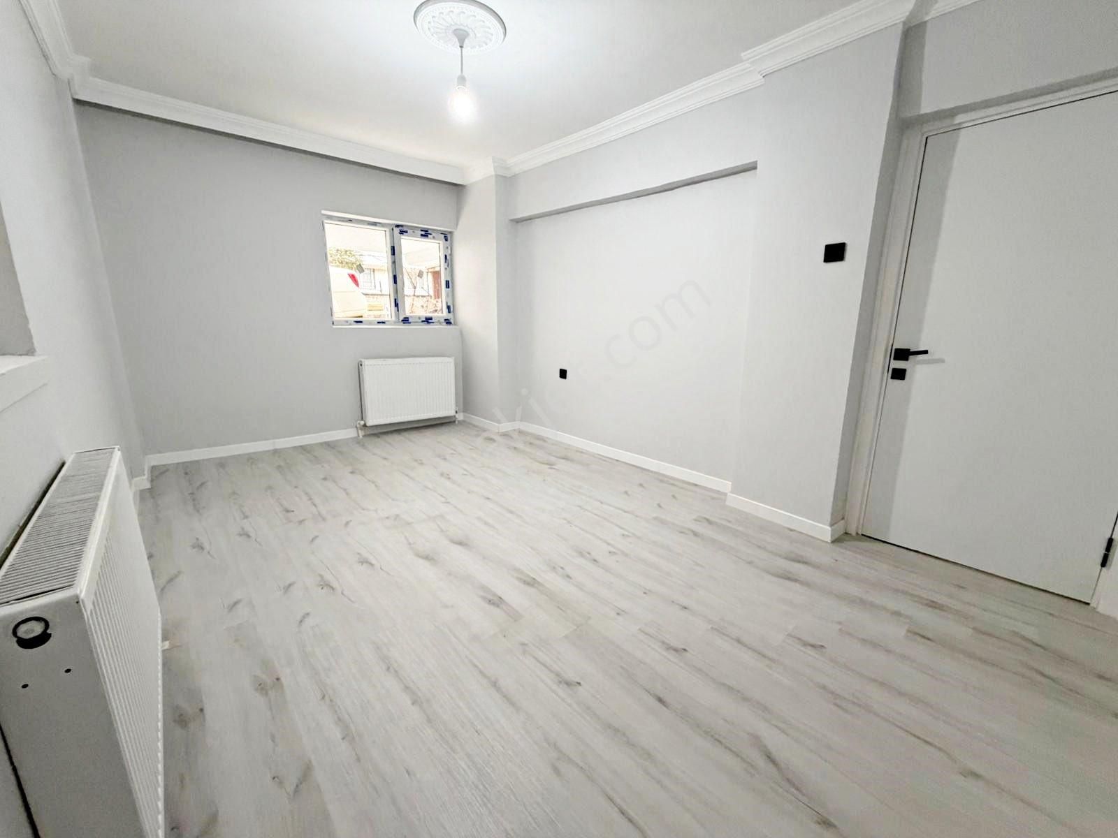 Plevne Mah'de Cadde Üzerinde Lüks Yapılı Masrafsız Satılık 2+1 Daire - Görsel 11