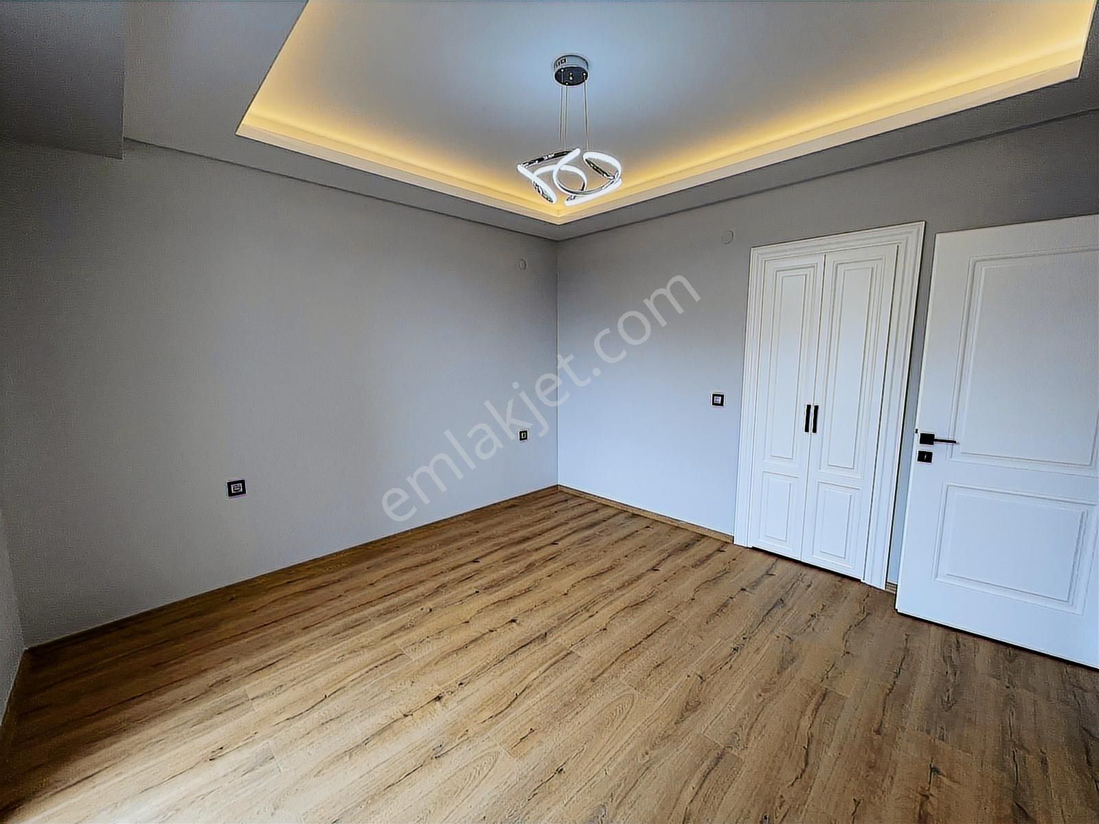 19 Mayıs Bulvarına Cephe Köşe Başında Deniz Manzaralı Lüks 3+1! - Görsel 18