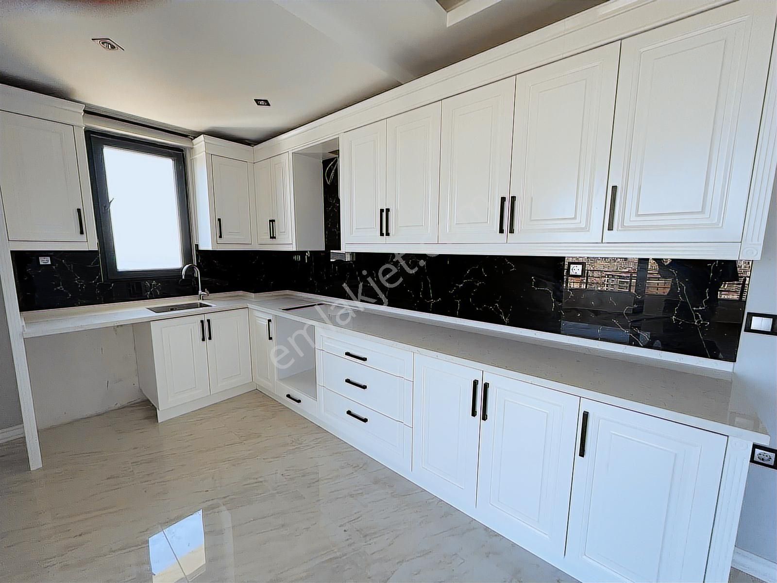 19 Mayıs Bulvarına Cephe Köşe Başında Deniz Manzaralı Lüks 3+1! - Görsel 34