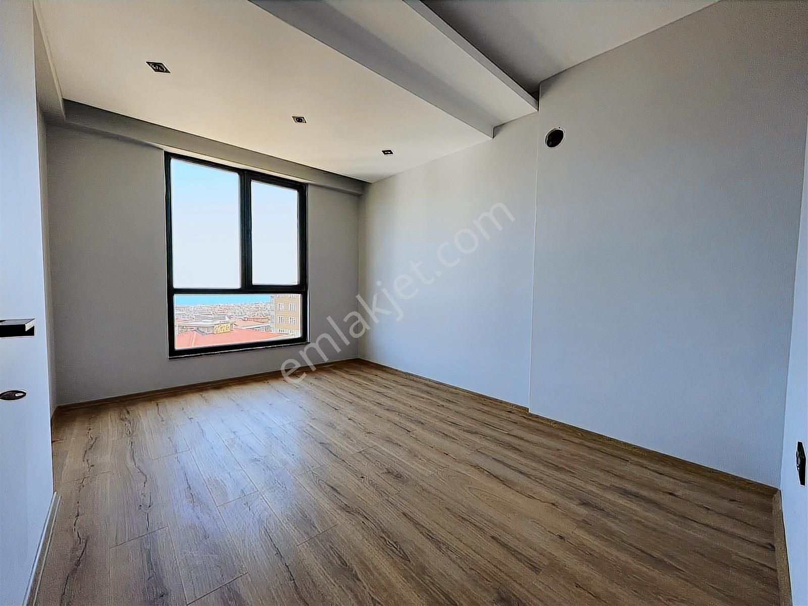 19 Mayıs Bulvarına Cephe Köşe Başında Deniz Manzaralı Lüks 3+1! - Görsel 5