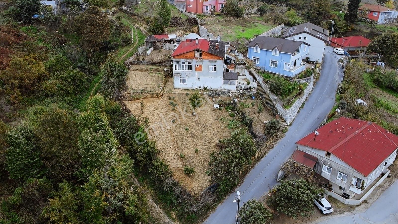 Doğa Manzaralı, Önü Kapanmaz Ve Yola Sıfır Villa İmarlı Arsa - Görsel 8