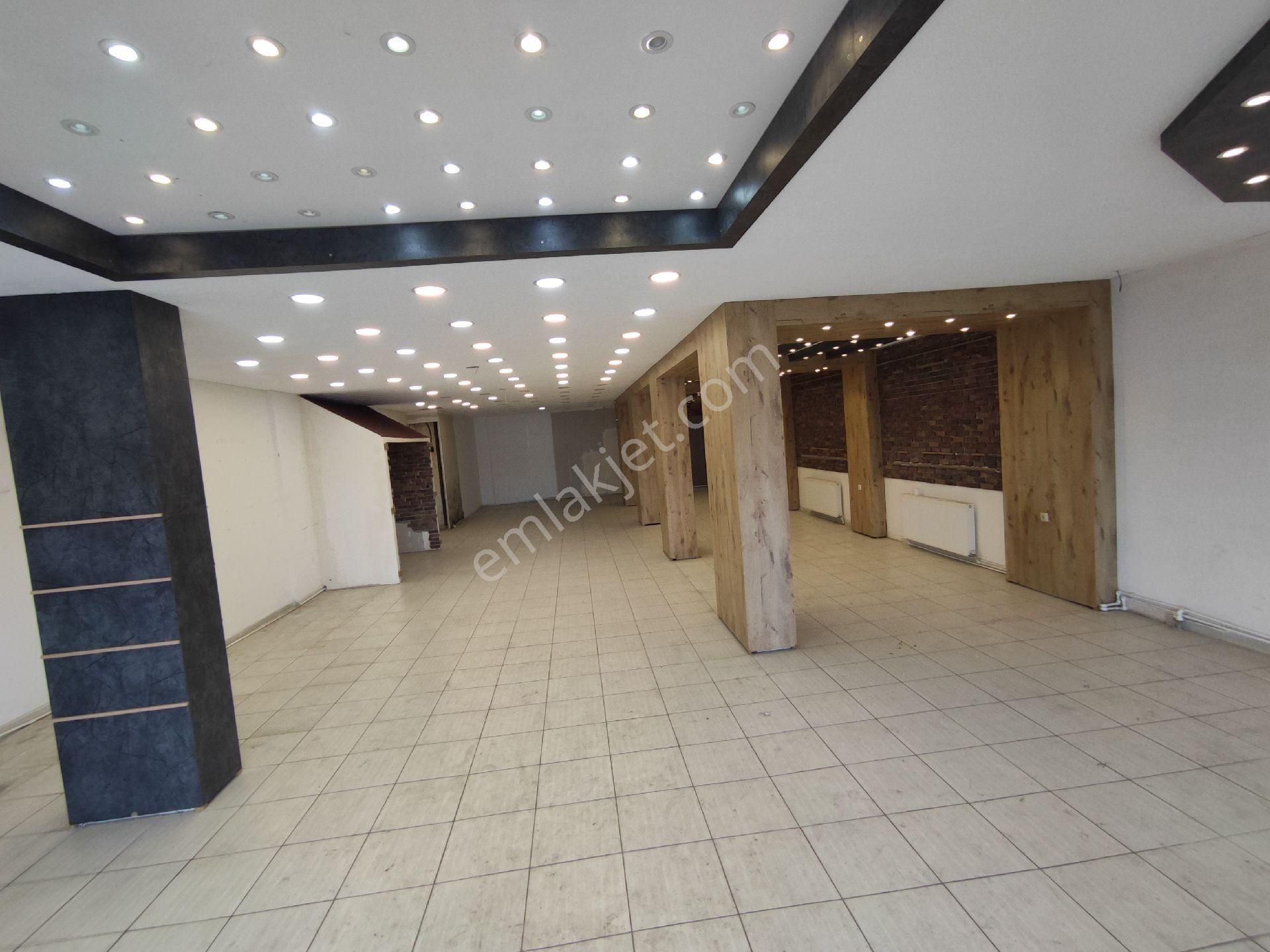 Karapürçek Cadde Üzerinde 230 M2 Kiralık Dükkan Hilal Emlaktan