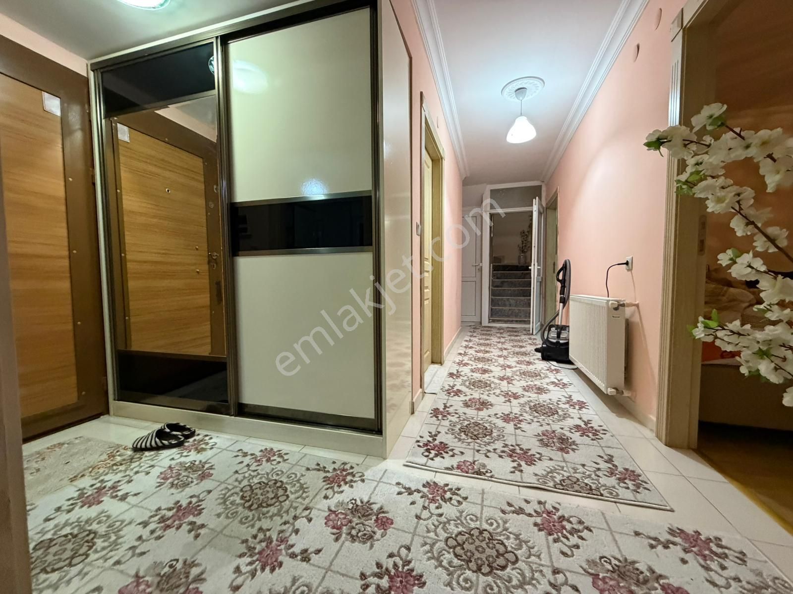 Kanuni Mahallesinde Asansörlü Kapalı Teraslı 250 M2 5+1 Dubleks - Görsel 4