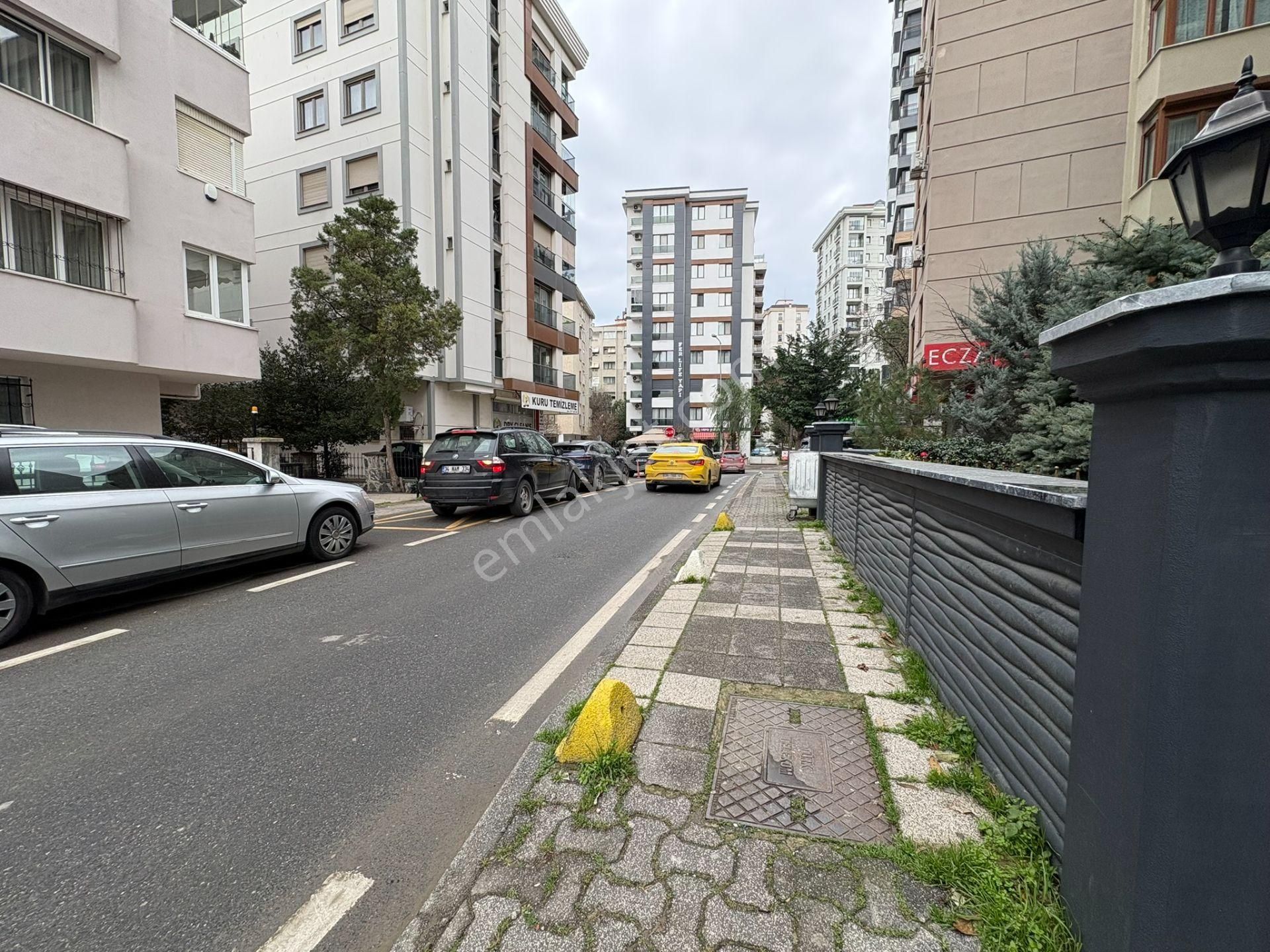 Bostancı'da Ebeveyn Banyolu Metroya Yakın Kocayol Cad. Komşu 3+1 - Görsel 34