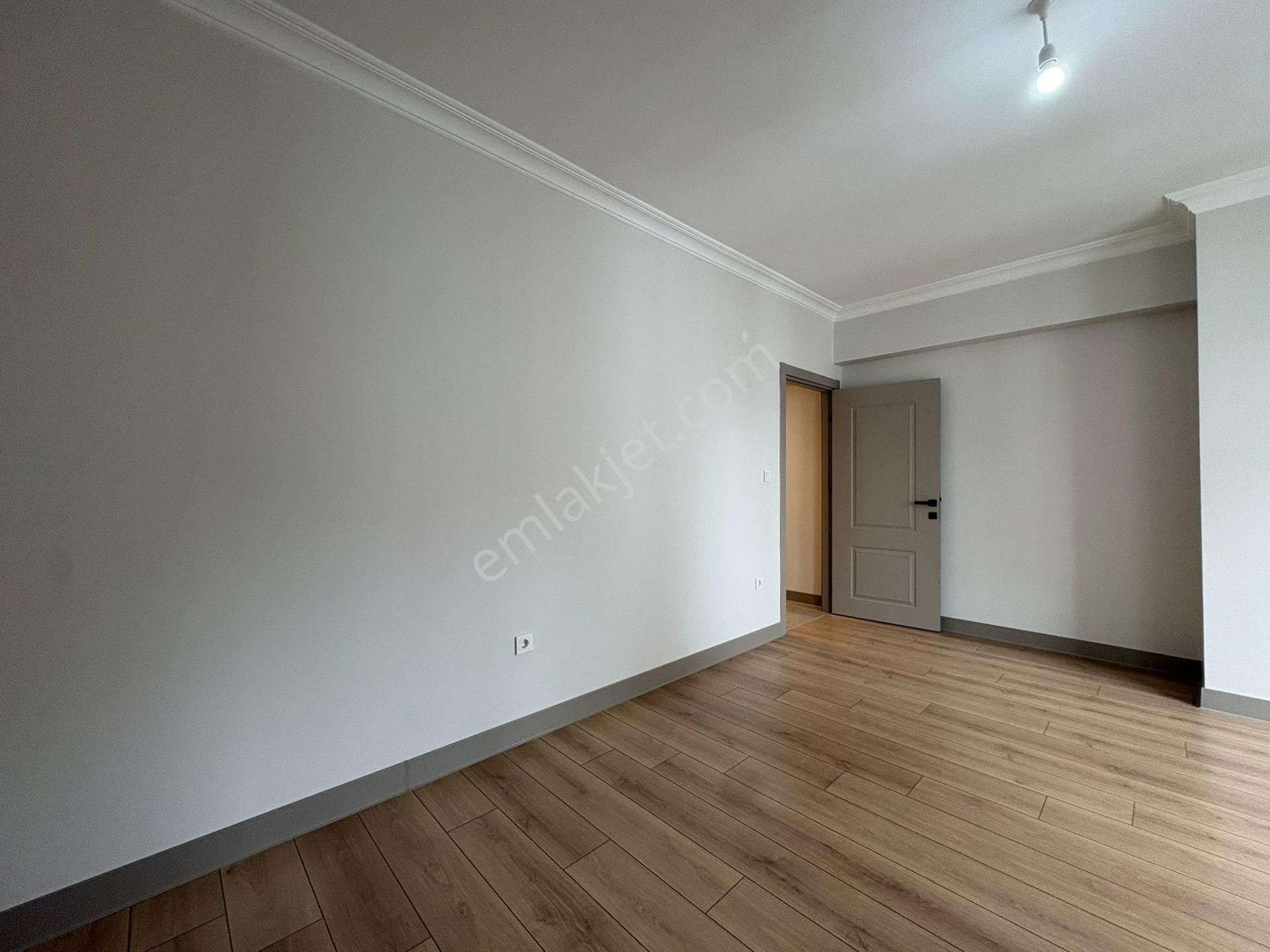 Bostancı'da Ebeveyn Banyolu Metroya Yakın Kocayol Cad. Komşu 3+1 - Görsel 22