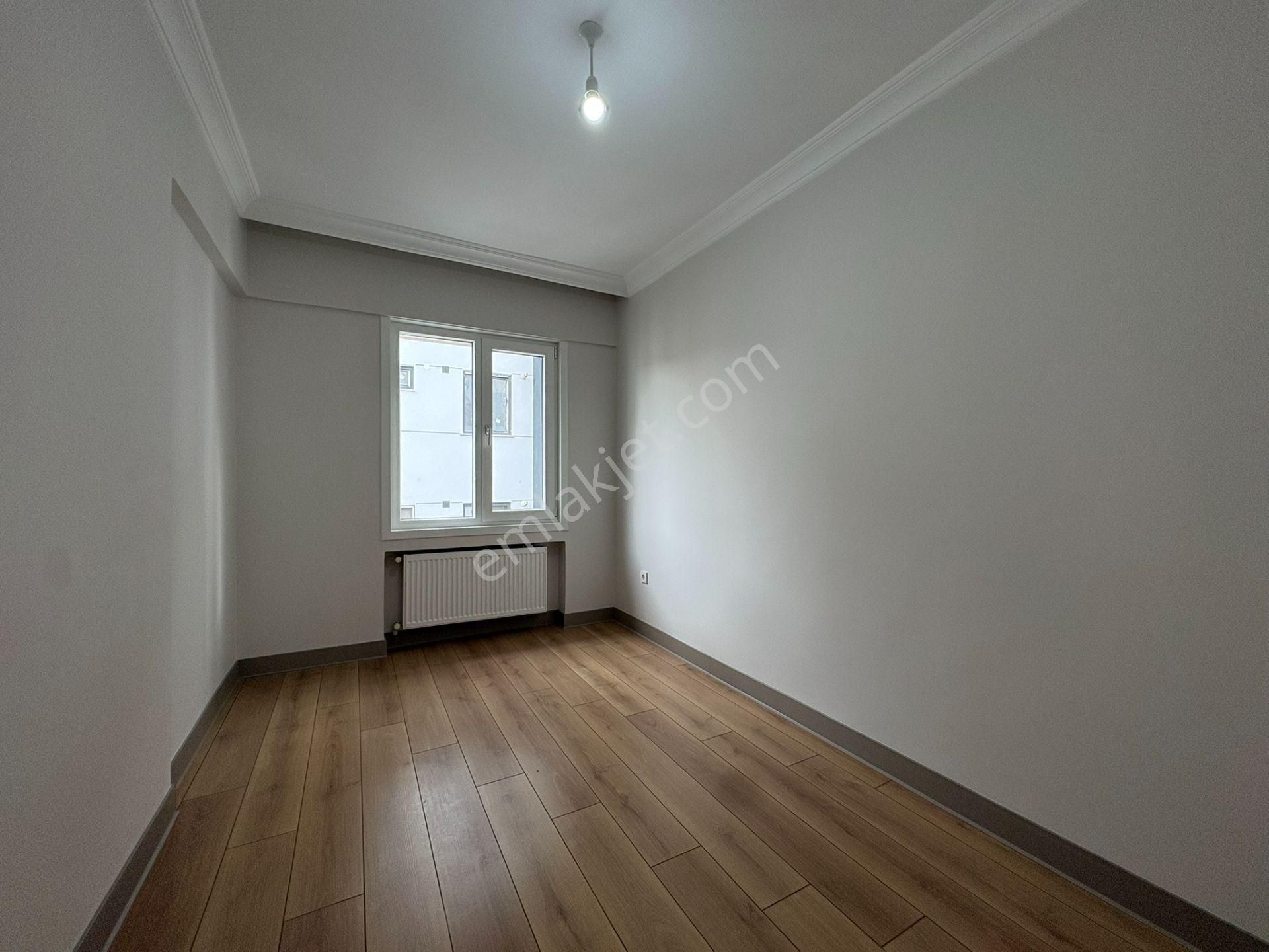 Bostancı'da Ebeveyn Banyolu Metroya Yakın Kocayol Cad. Komşu 3+1 - Görsel 12