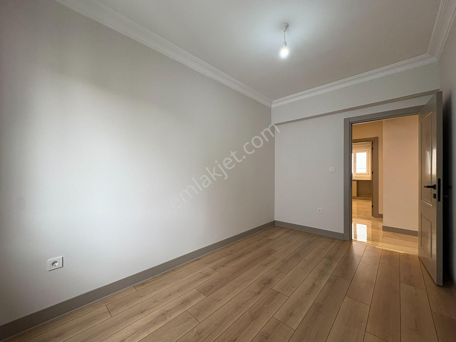 Bostancı'da Ebeveyn Banyolu Metroya Yakın Kocayol Cad. Komşu 3+1 - Görsel 14