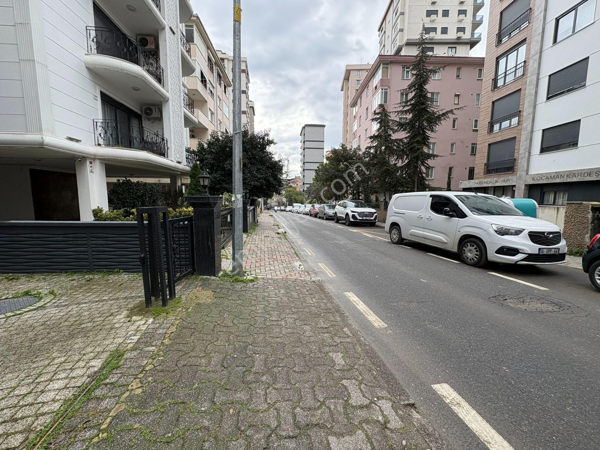 Bostancı'da Ebeveyn Banyolu Metroya Yakın Kocayol Cad. Komşu 3+1 - Görsel 33