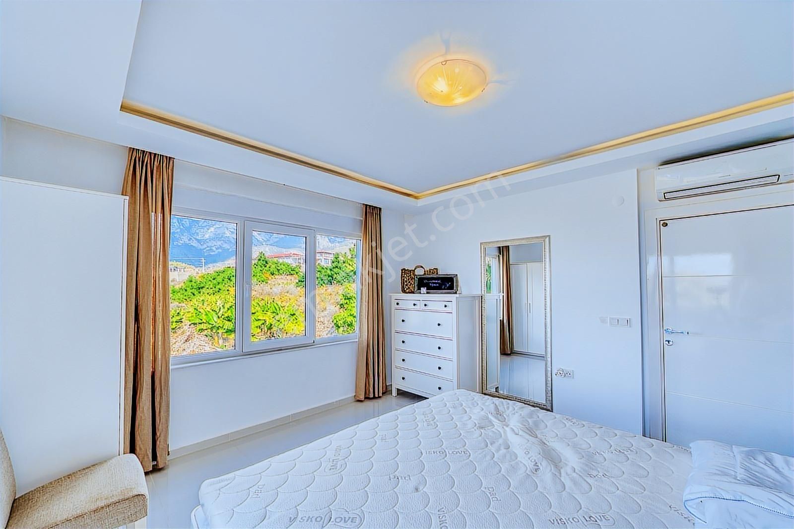 Kargıcakta Deniz Manzaralı, Müstakil Havuzlu, Eşyalı 4+1 Villa - Görsel 24