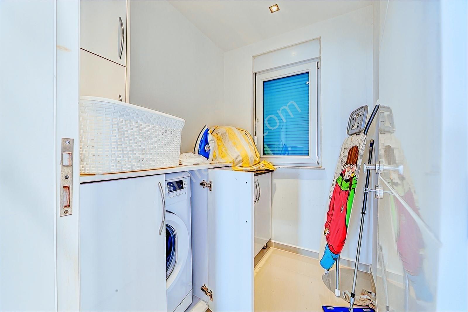 Kargıcakta Deniz Manzaralı, Müstakil Havuzlu, Eşyalı 4+1 Villa - Görsel 10