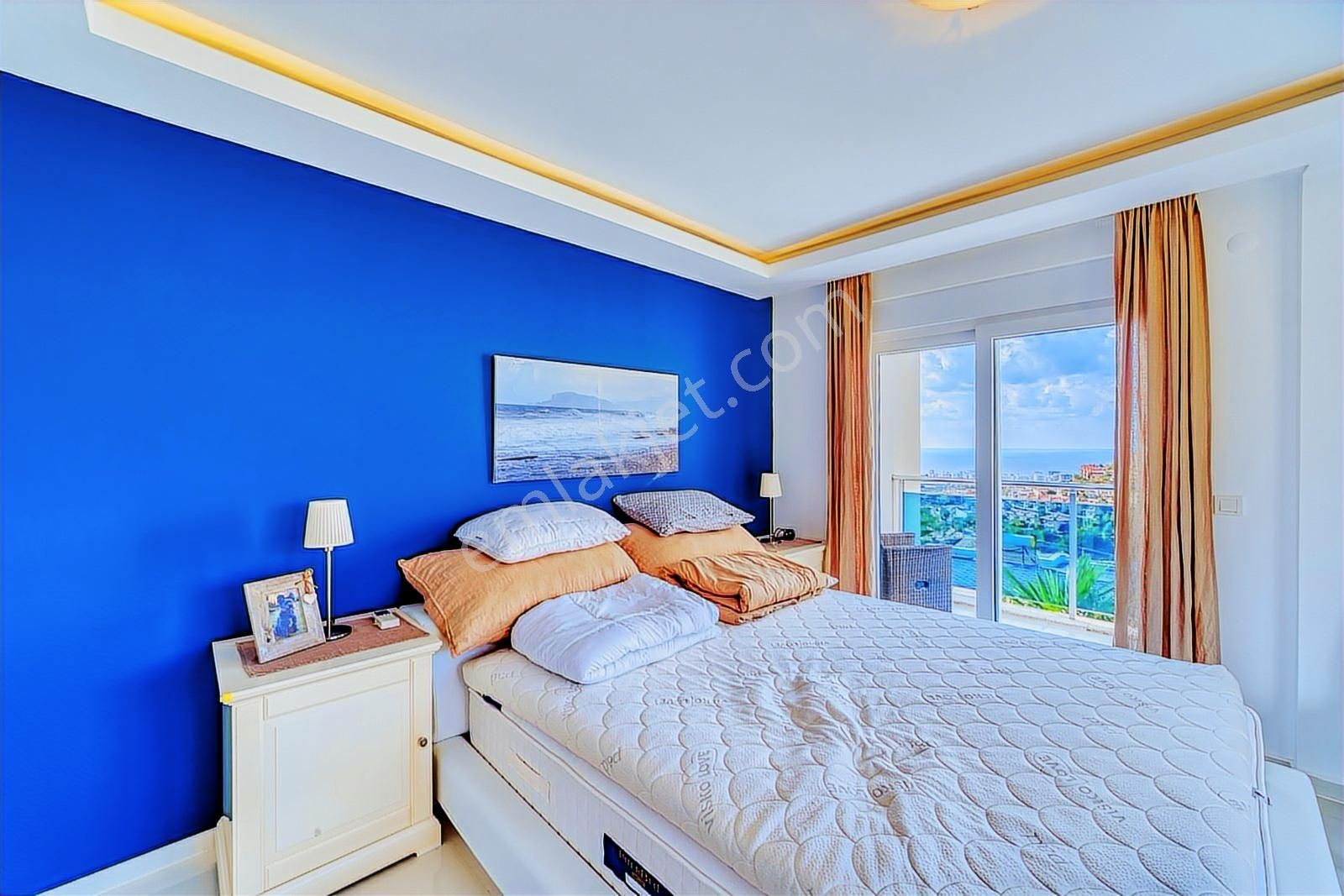 Kargıcakta Deniz Manzaralı, Müstakil Havuzlu, Eşyalı 4+1 Villa - Görsel 23