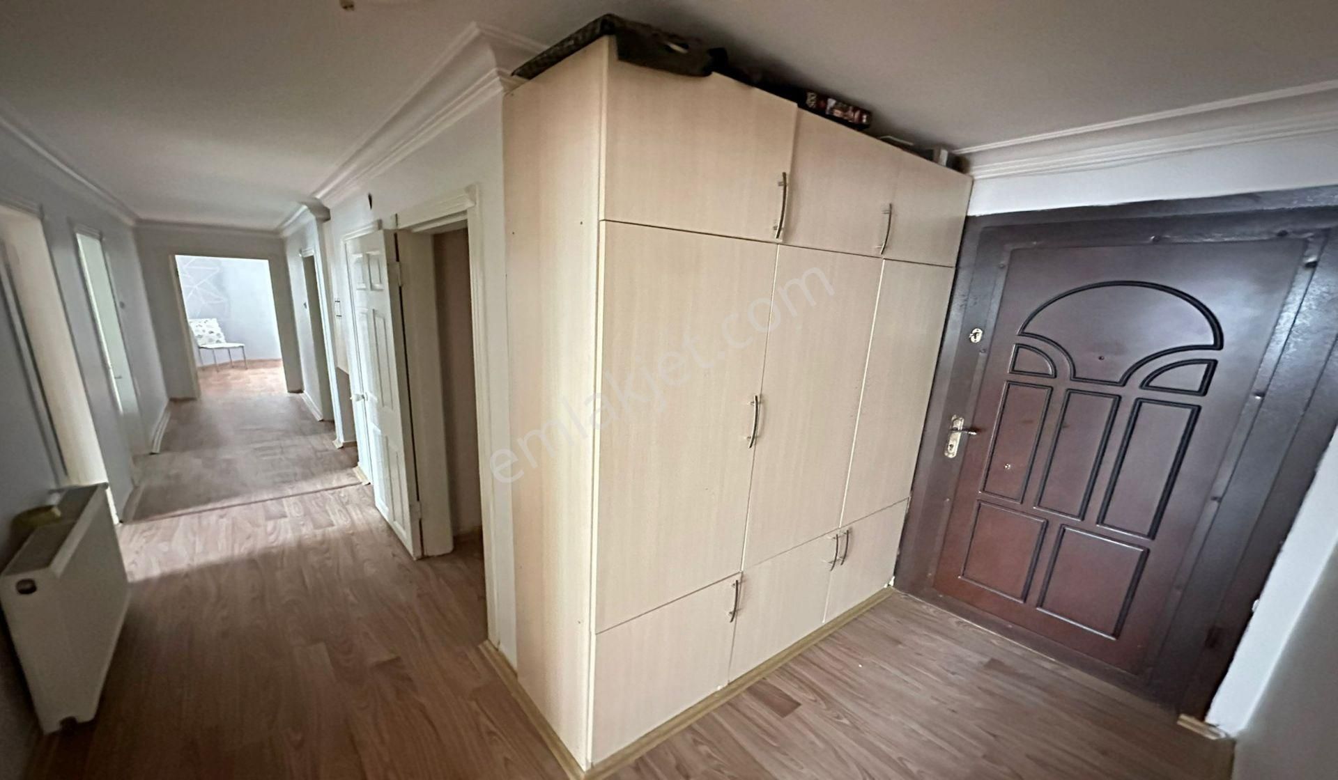 Ufuktepe Şel Benzinlik Yakını 3+1 Altında Daire Var Acill - Görsel 20
