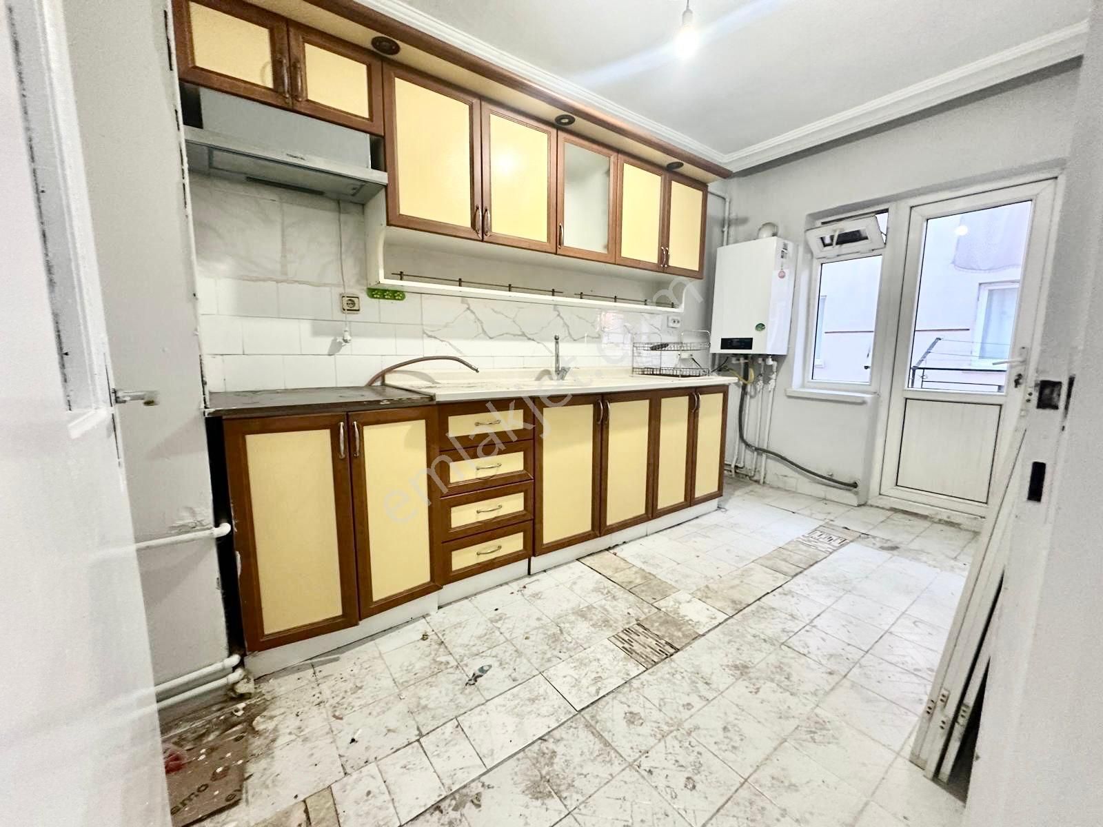 Akşemsettin Mah Ara Katta Satılık Yatırımlık Daire - Görsel 4