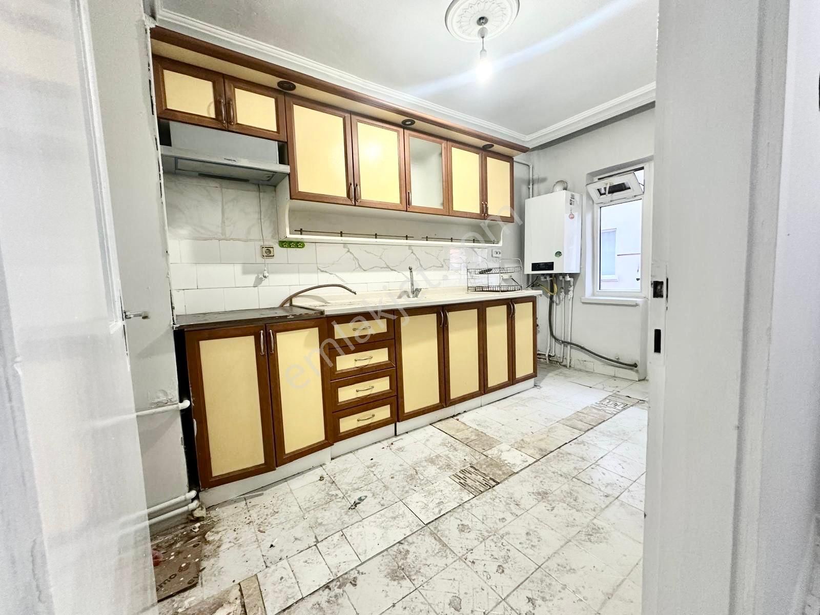 Akşemsettin Mah Ara Katta Satılık Yatırımlık Daire - Görsel 2