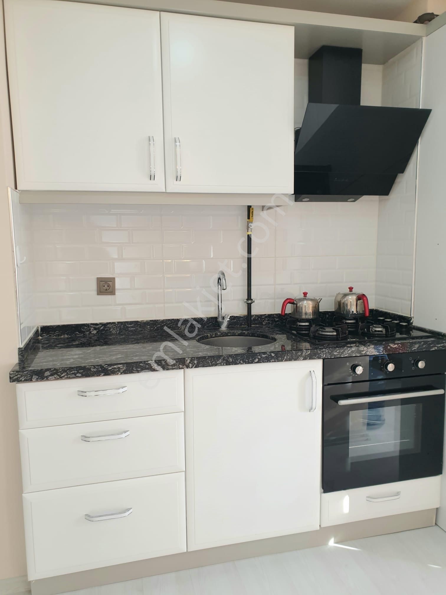 Konyaaltı Denize 100 Mt. Doğalgazlı Eşyalı Villa Tadında Bahçe Katı - Görsel 5