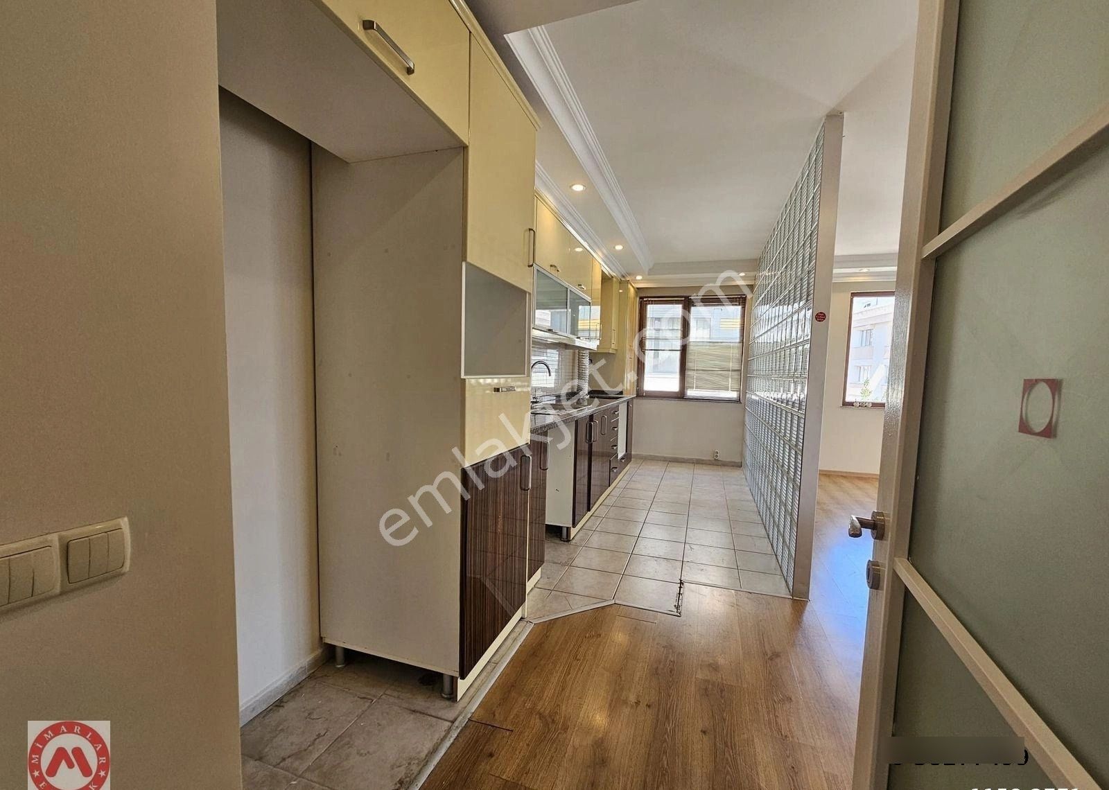 Küçükyalı Altıntepede Kombili Kapalı Otoparklı 140m2 3+2 Dubleks - Görsel 17