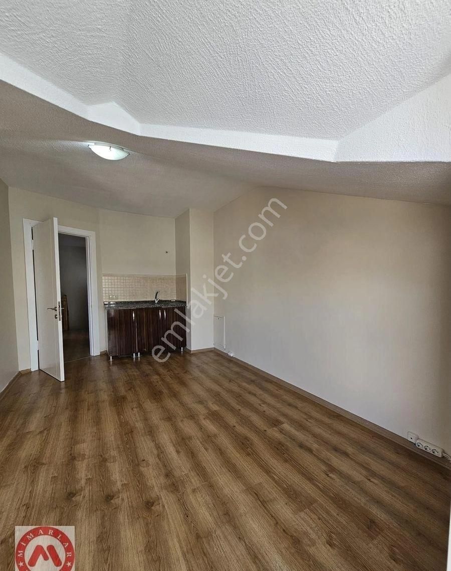 Küçükyalı Altıntepede Kombili Kapalı Otoparklı 140m2 3+2 Dubleks - Görsel 26