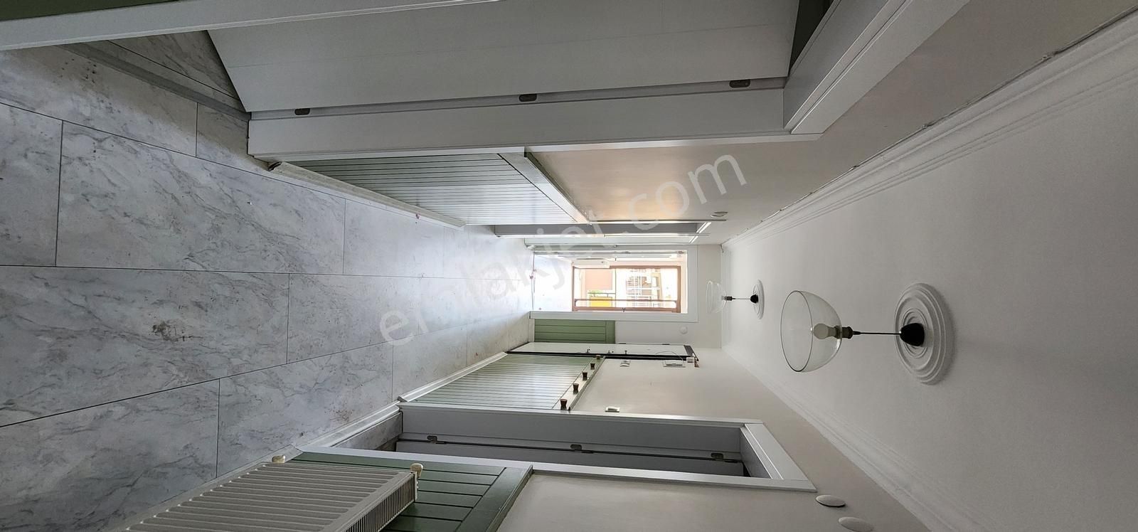 İzmir Bayraklı Osmangazide 3+1 Ara Kat Doğalgazlı Satılık Daire - Görsel 18