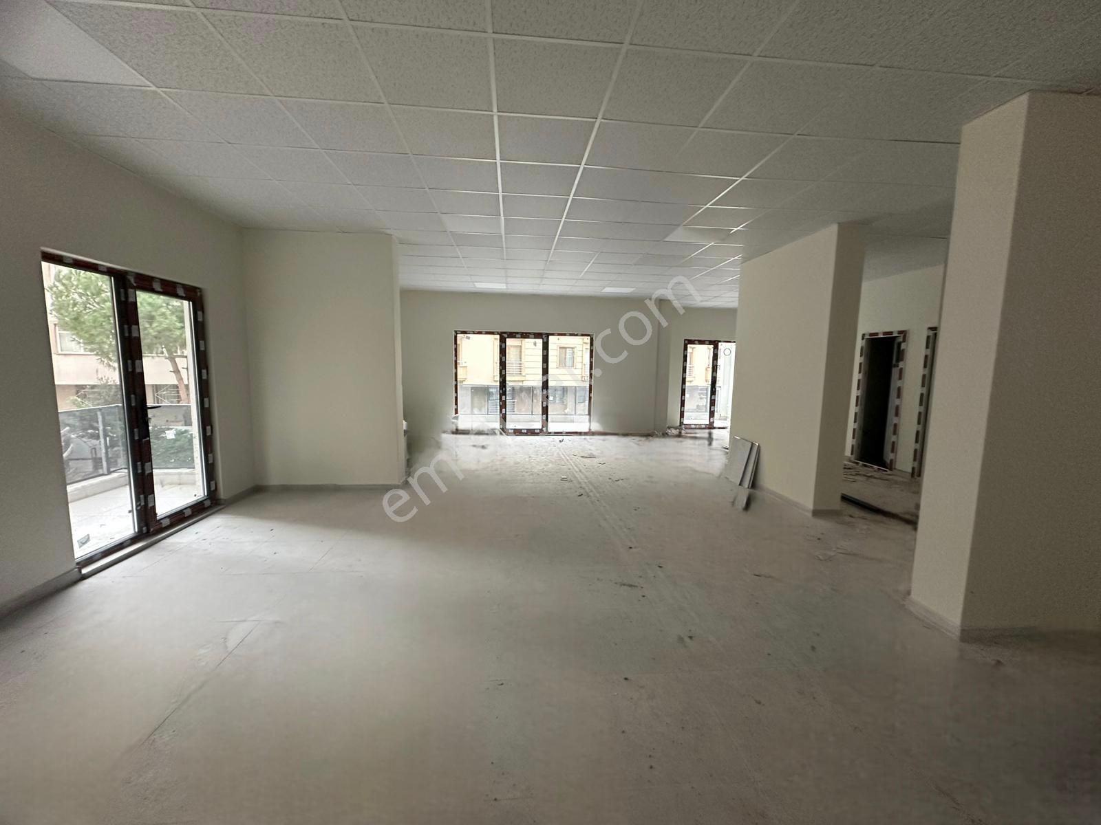 Vega Avm Karşısı Satılık Sıfır Dükkan - Görsel 3