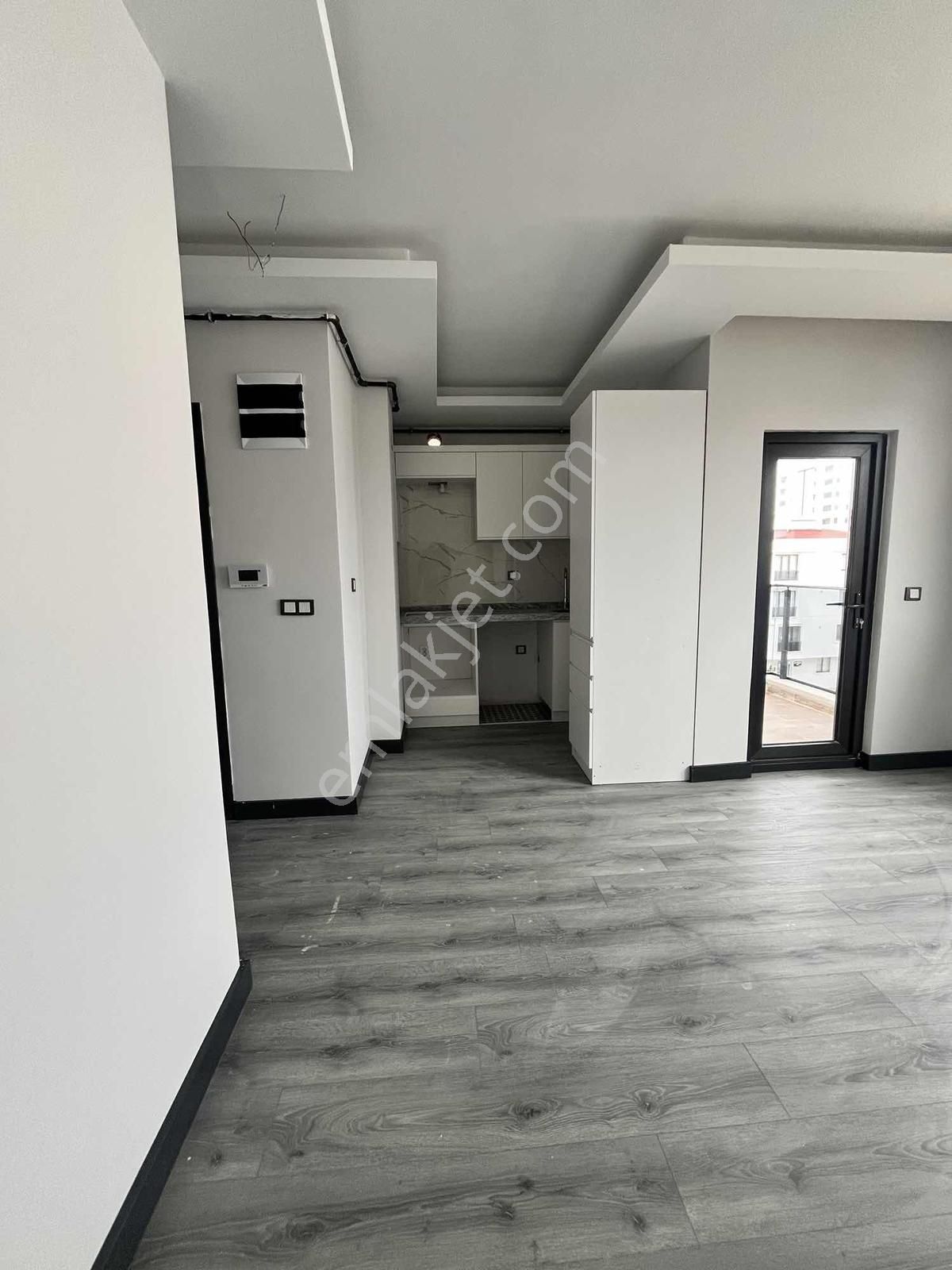 Cağaloğluna Yürüme Mesafesinde 1+1 - Görsel 12