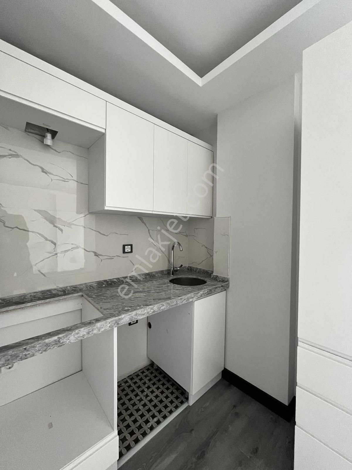 Cağaloğluna Yürüme Mesafesinde 1+1 - Görsel 2