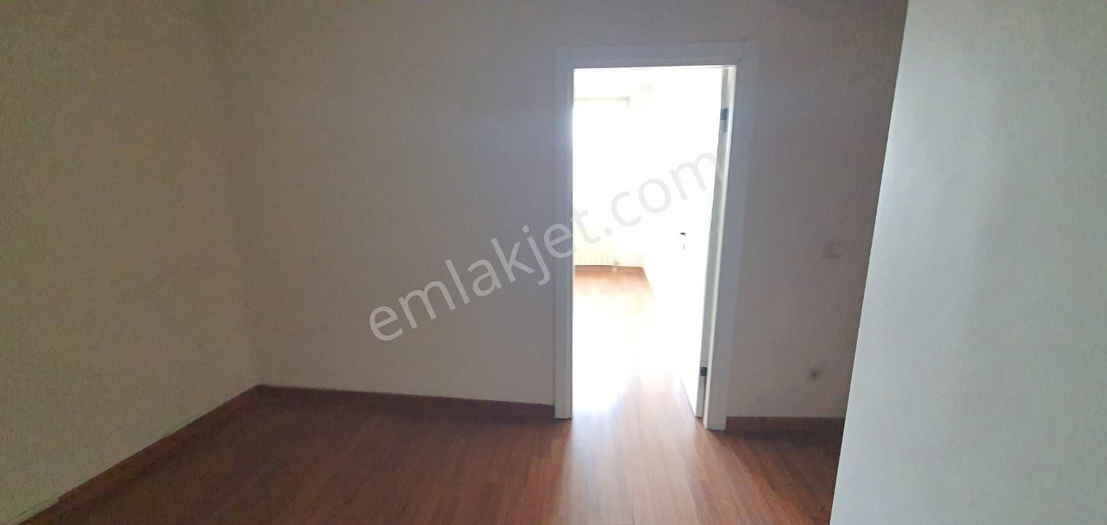 Adliye, Metro, E5 Yanı, Prestijli Residence 'ta Fırsat 2+1 Ofis - Görsel 22