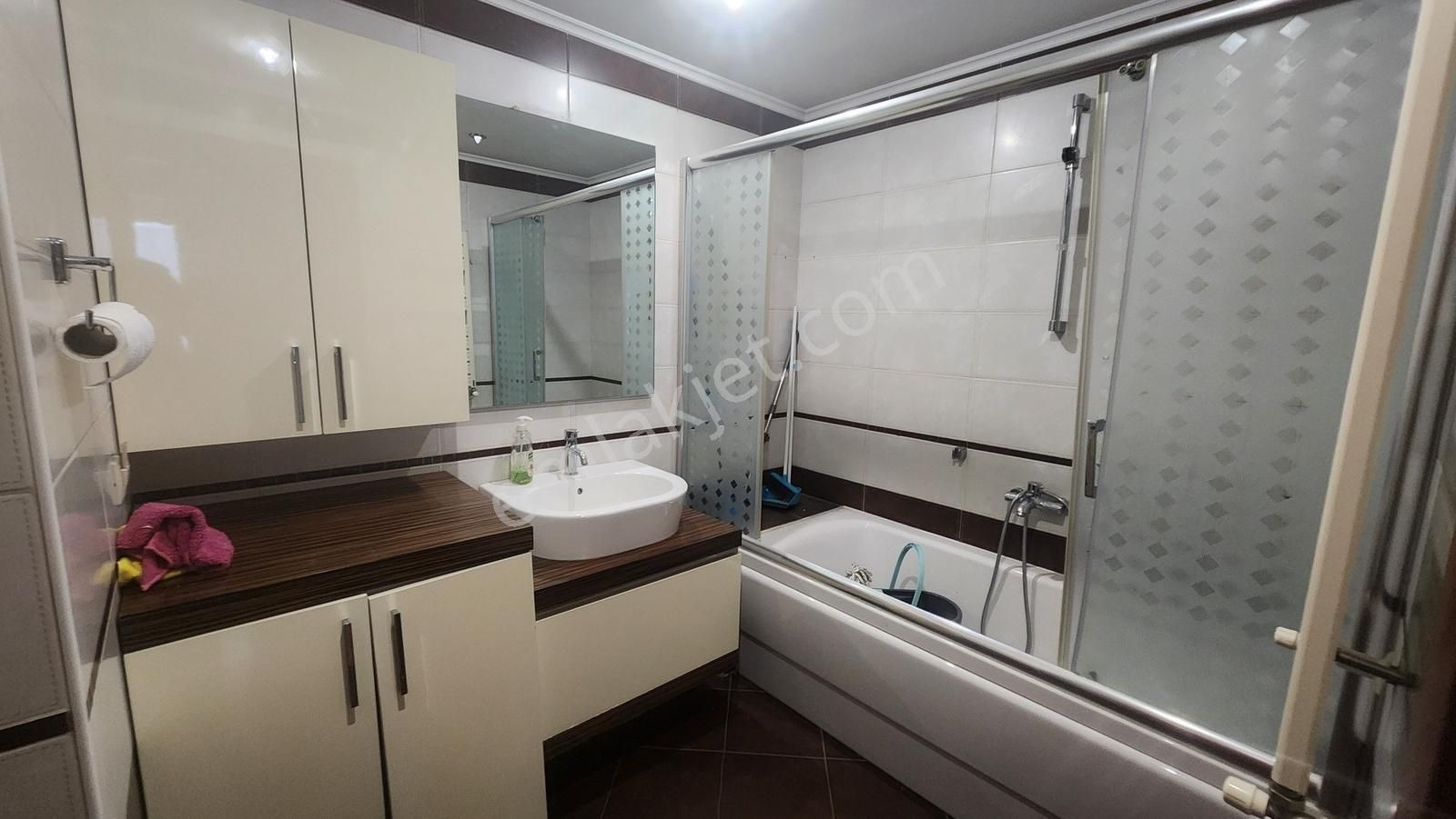 Adliye, Metro, E5 Yanı, Prestijli Residence 'ta Fırsat 2+1 Ofis - Görsel 14
