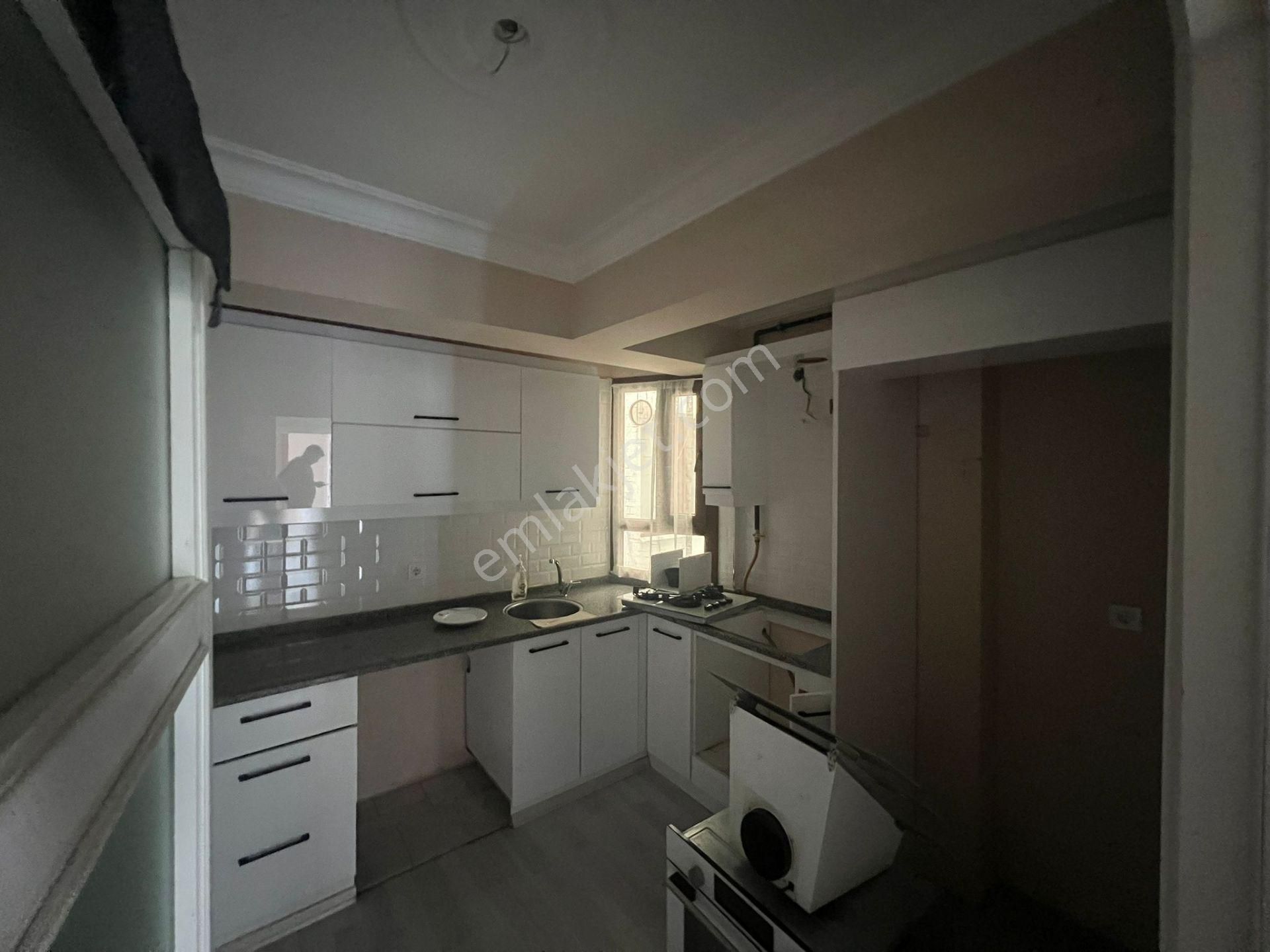 Buca Ufuk Mah.de 2+1 90m2 Dgazlı Ayrı Mutfak Ana Cadde Yakını Kiralık Daire - Görsel 12
