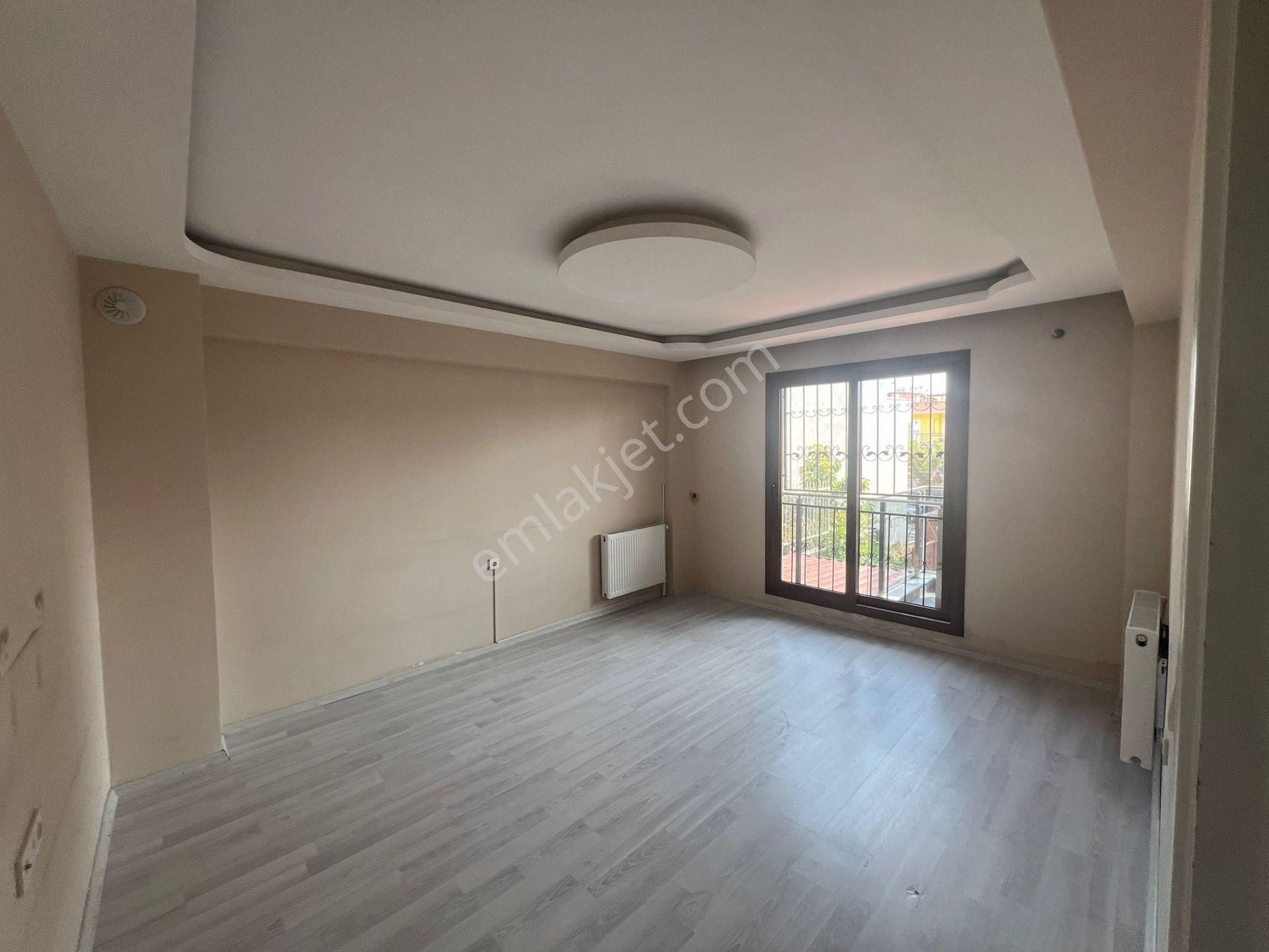 Buca Ufuk Mah.de 2+1 90m2 Dgazlı Ayrı Mutfak Ana Cadde Yakını Kiralık Daire