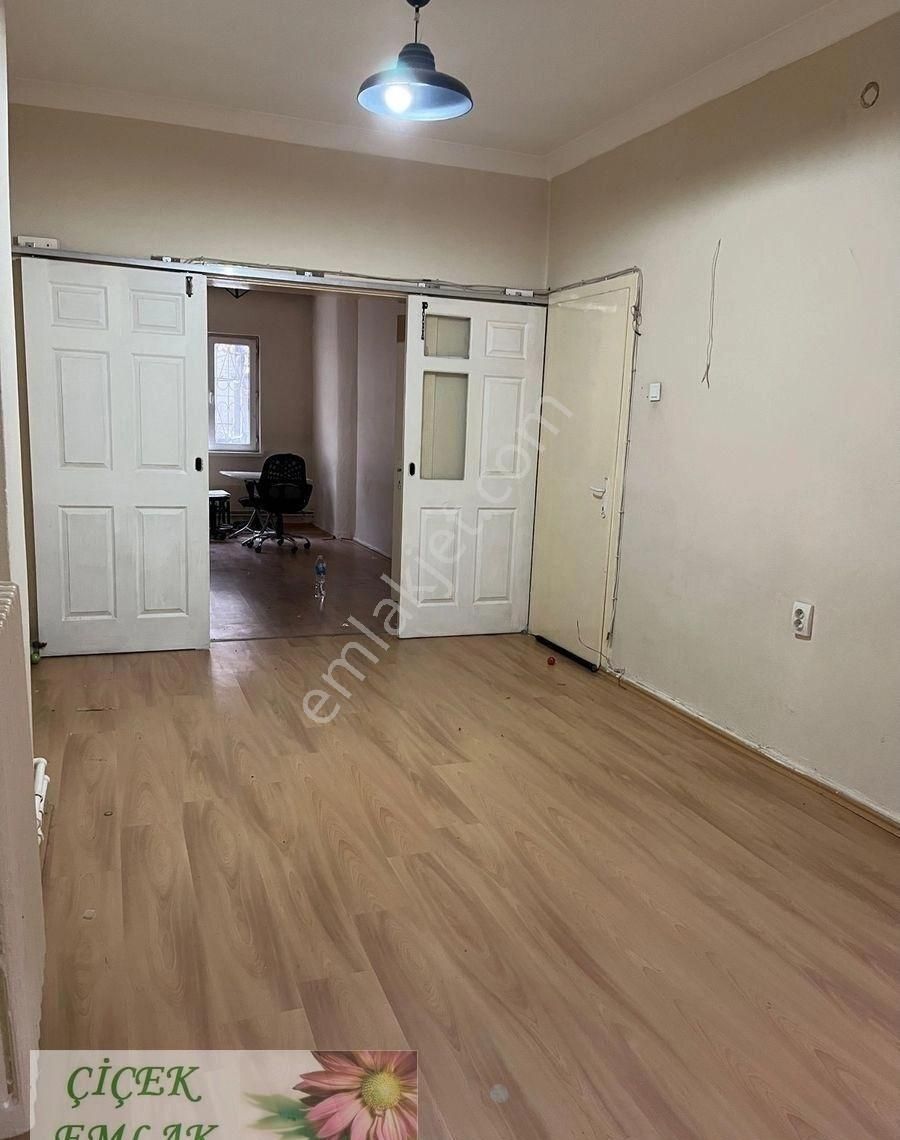 Emek 30.sokakta Giriş Kat 2+1 Kombili - Görsel 26