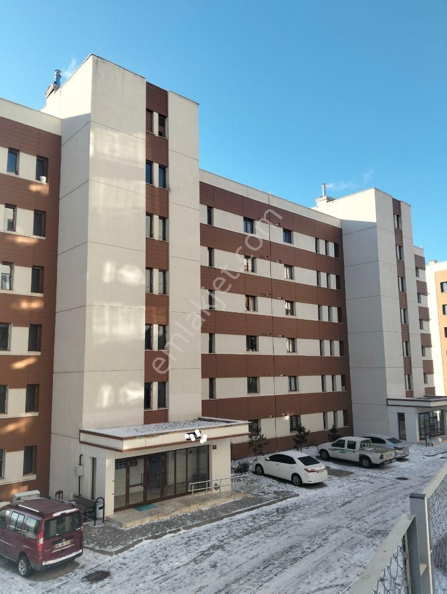 Altıağaç Tokiler De,borçsuz Tapulu Bahçe Kullanımlı Daire..