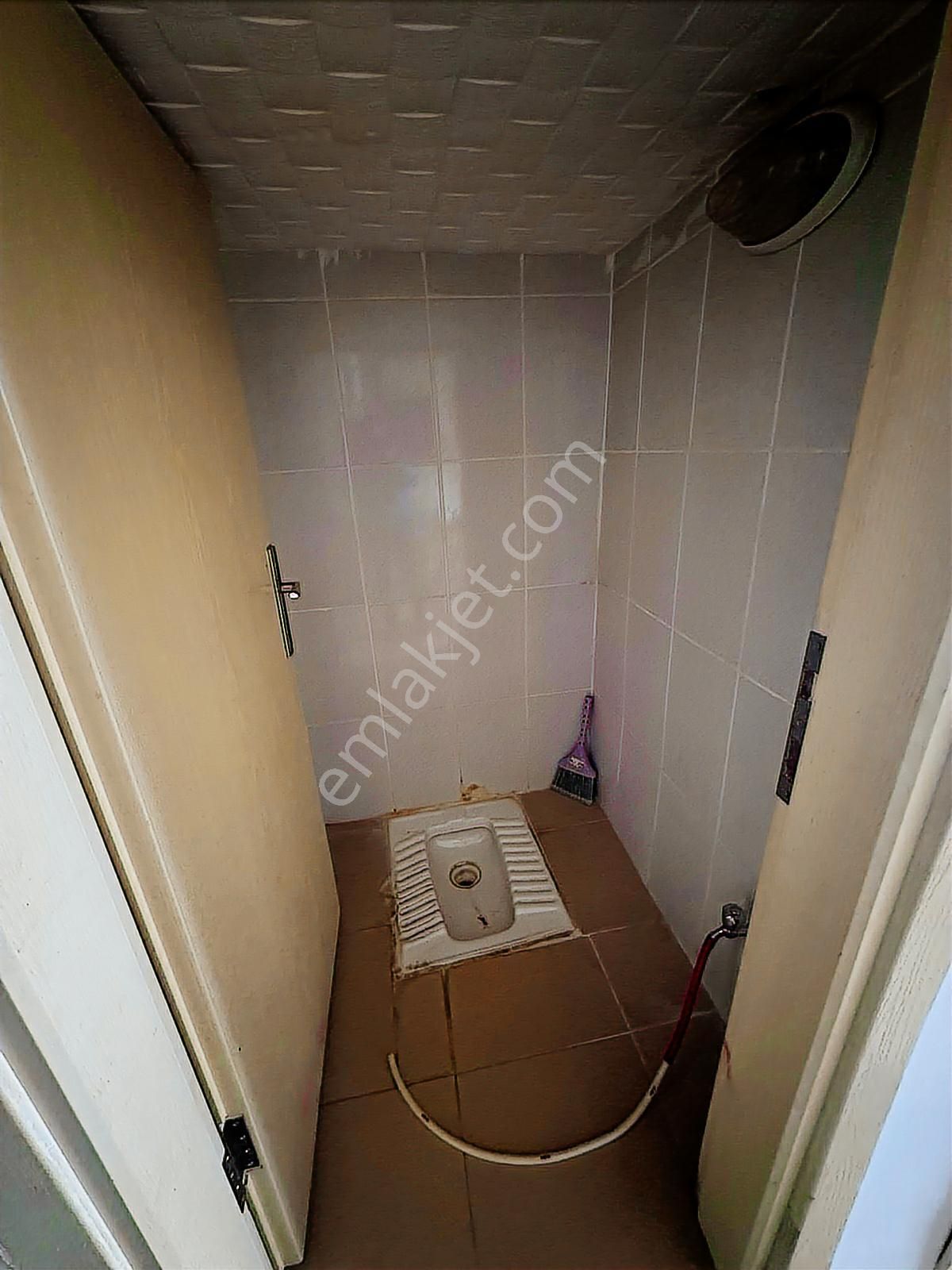 2 Adet İş Yeri + 2 Adet 1+1 Daire Olmak Üzere 4 Ayrı Tek Tapulu - Görsel 27