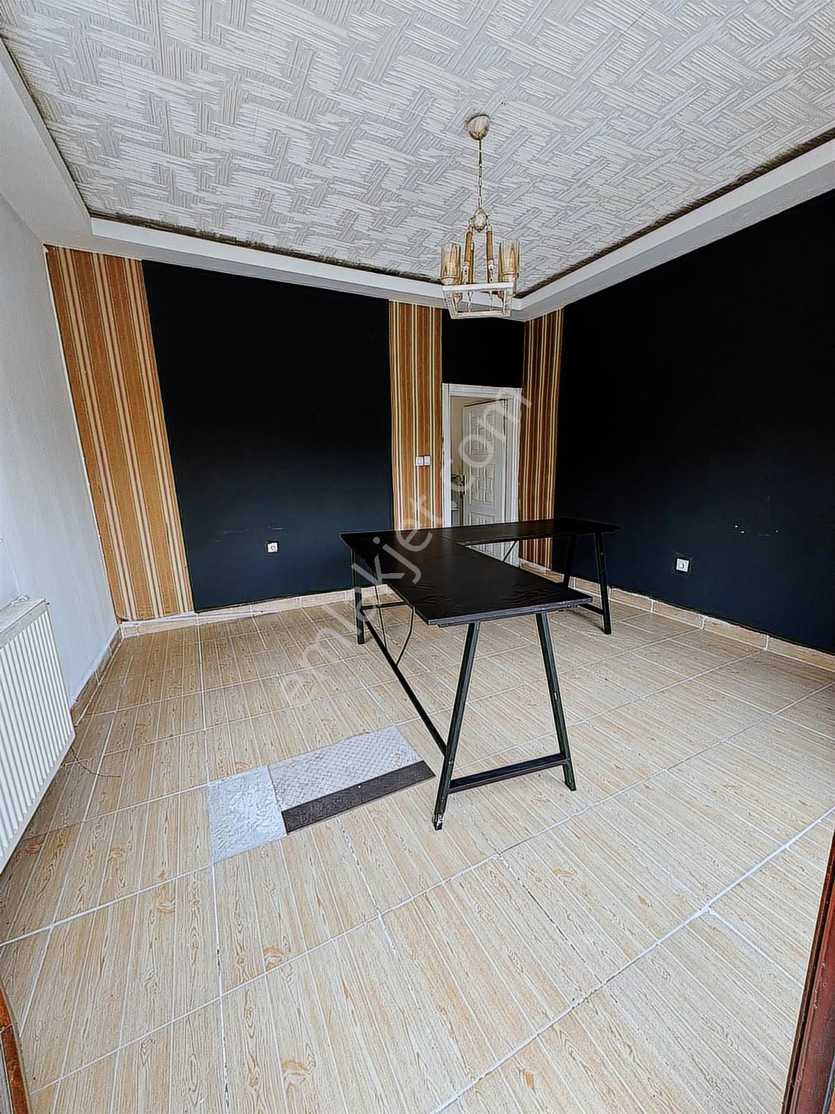 2 Adet İş Yeri + 2 Adet 1+1 Daire Olmak Üzere 4 Ayrı Tek Tapulu - Görsel 23