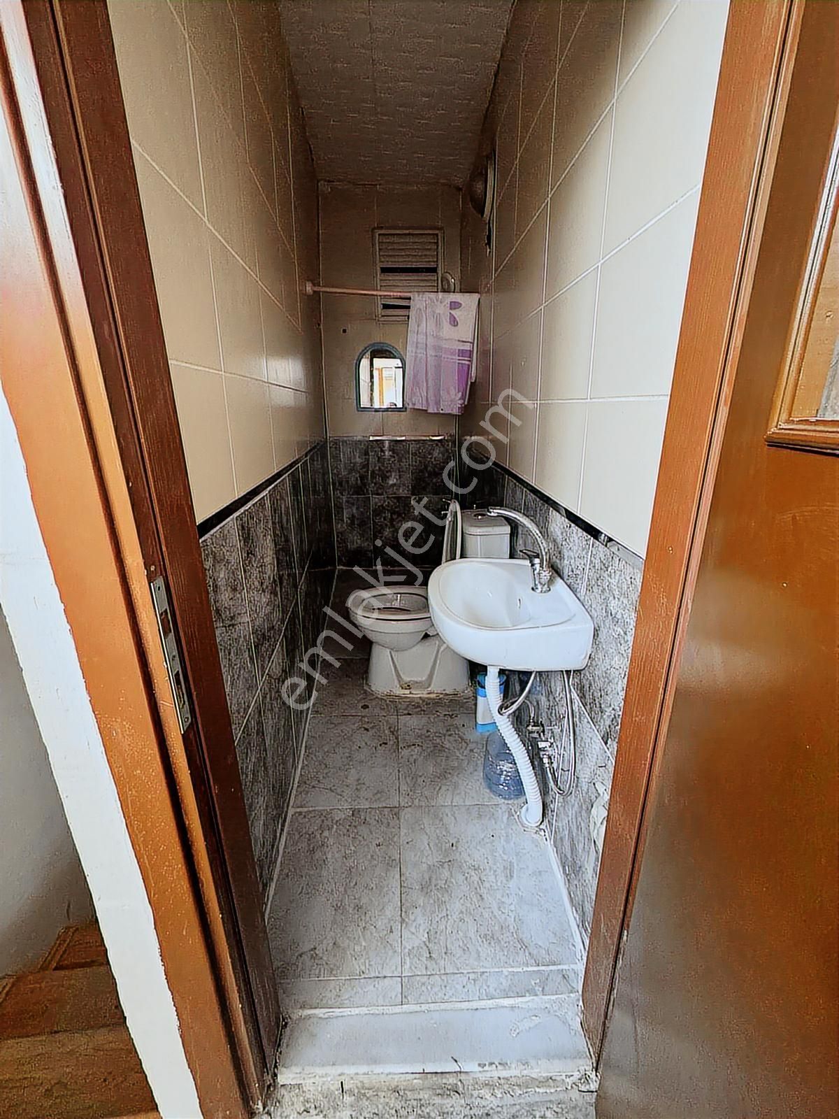 2 Adet İş Yeri + 2 Adet 1+1 Daire Olmak Üzere 4 Ayrı Tek Tapulu - Görsel 17