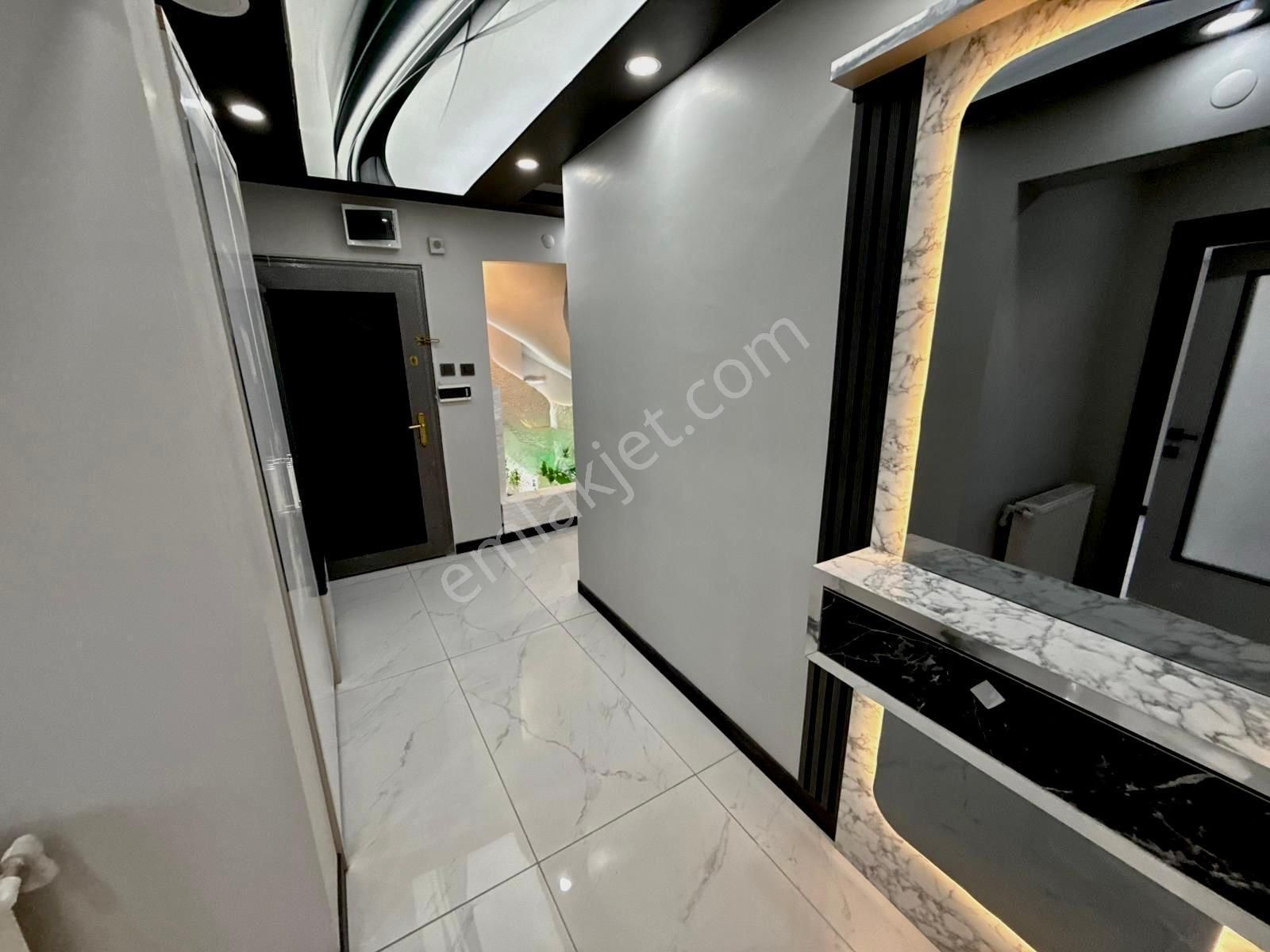 Akşemsettin Mah'de 4+1 Full Yapılı Satılık Teras Daire - Görsel 12