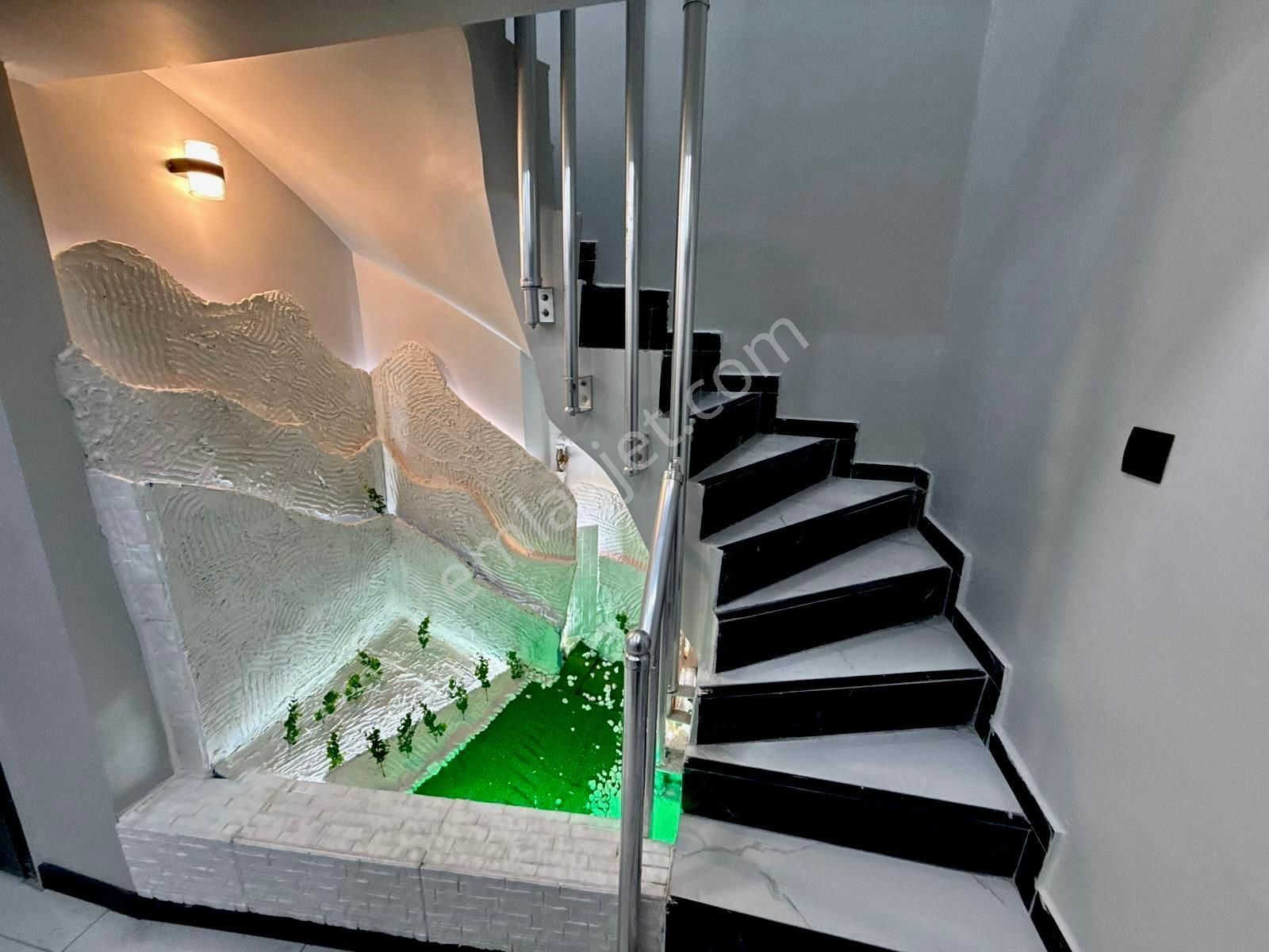 Akşemsettin Mah'de 4+1 Full Yapılı Satılık Teras Daire - Görsel 22