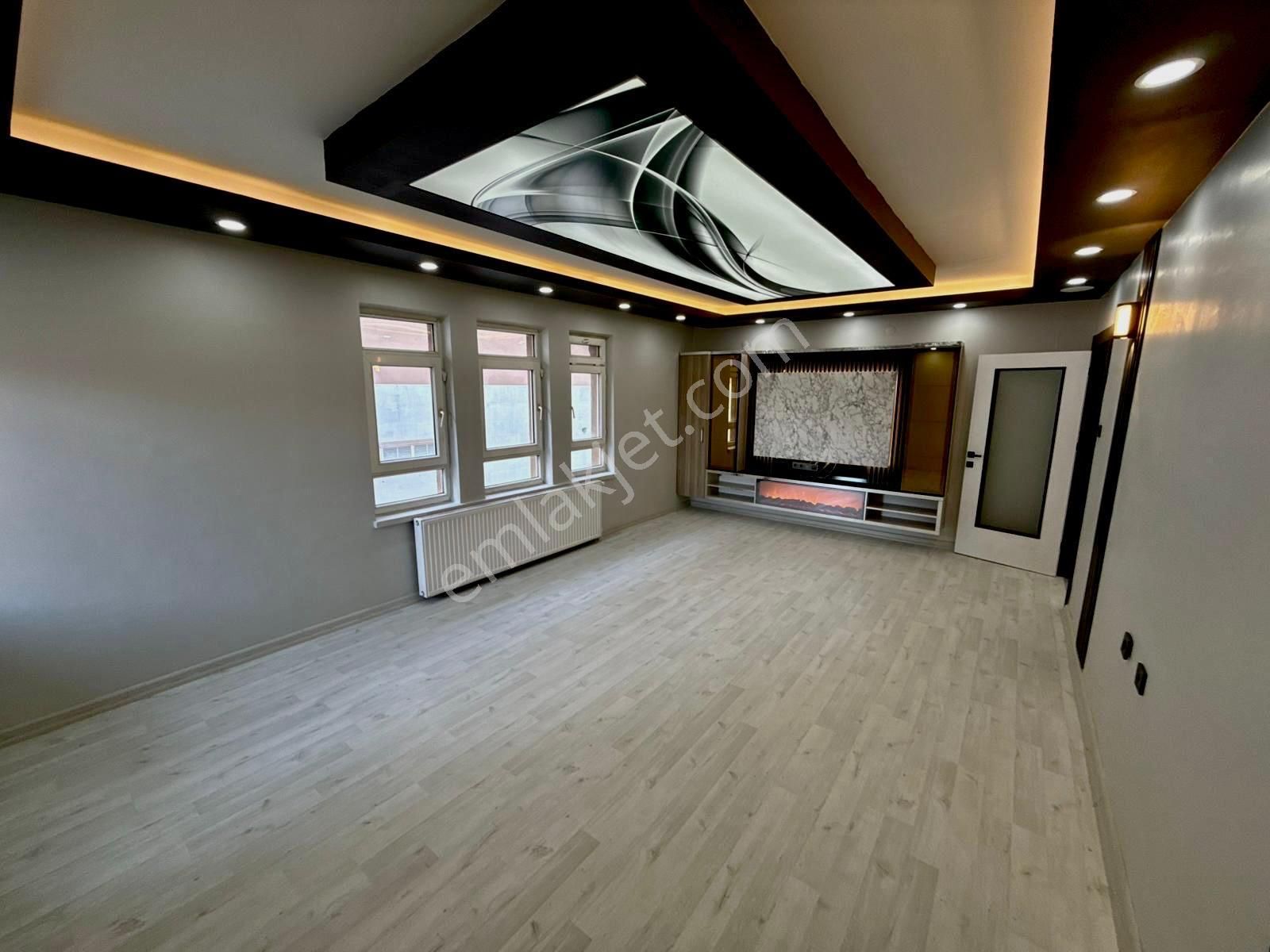 Akşemsettin Mah'de 4+1 Full Yapılı Satılık Teras Daire - Görsel 11