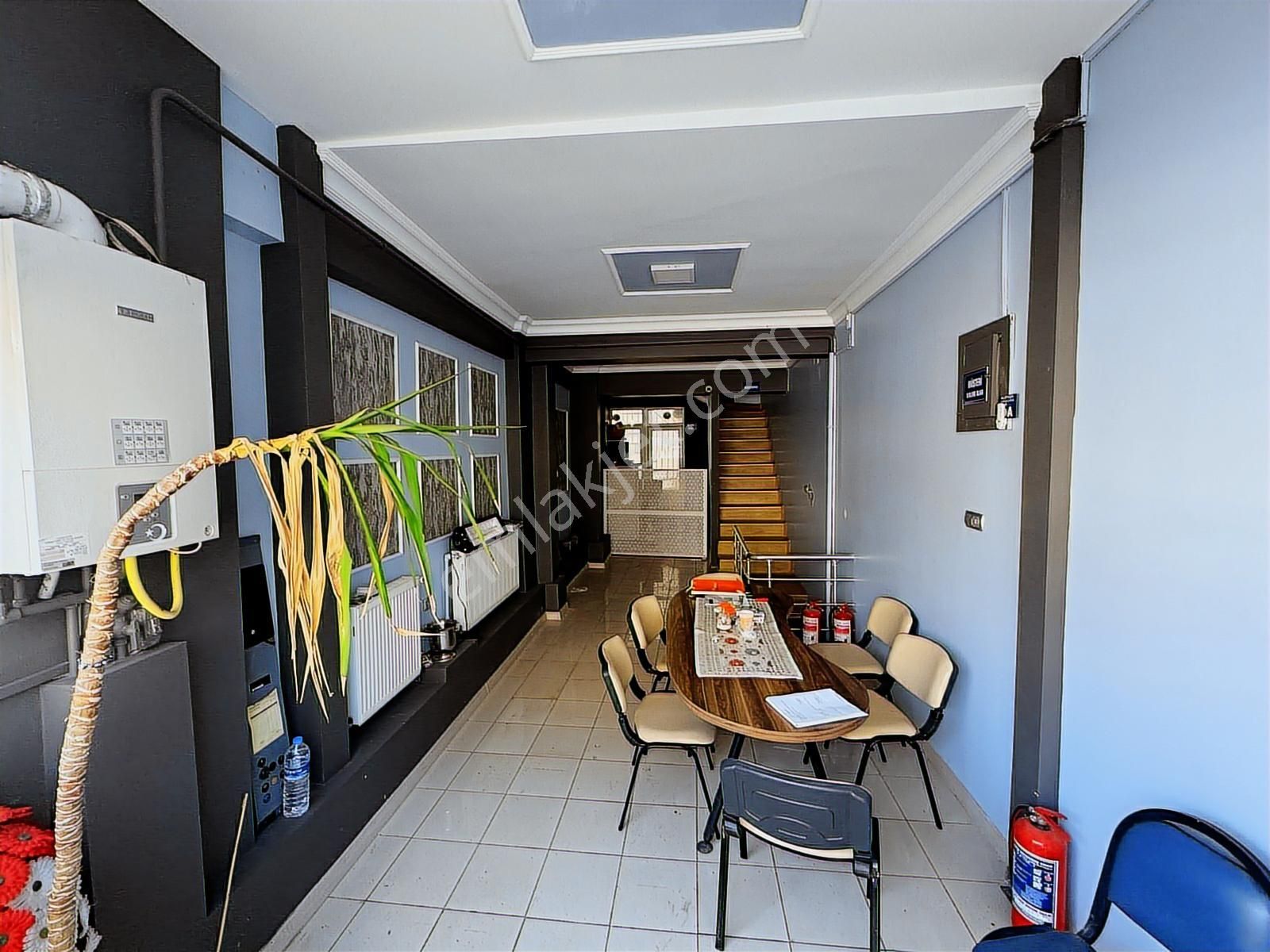 Belediye Karşısında Asma Katlı Bodrumlu 130m2 Ofis (kiracılı) - Görsel 3