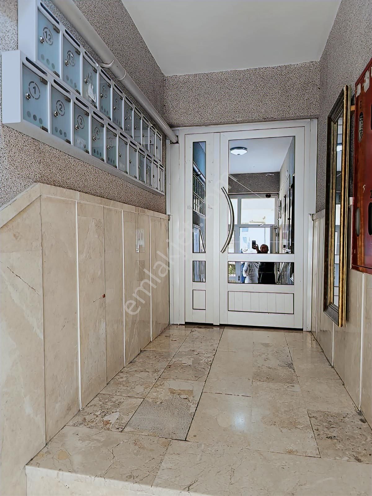 Elvankent 14 Cadde Akbank Yanı 3+1 135 M'2 Fuul Yapılı Ara Kat - Görsel 23