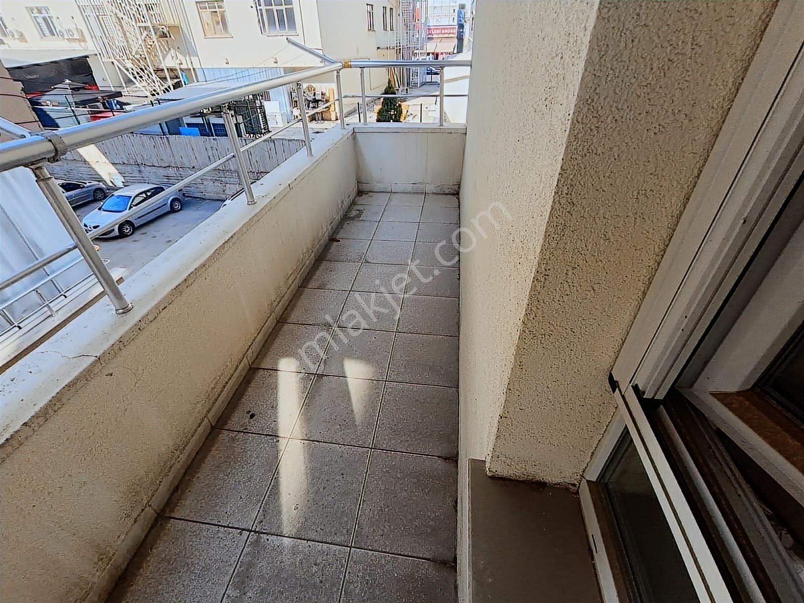 Elvankent 14 Cadde Akbank Yanı 3+1 135 M'2 Fuul Yapılı Ara Kat - Görsel 12