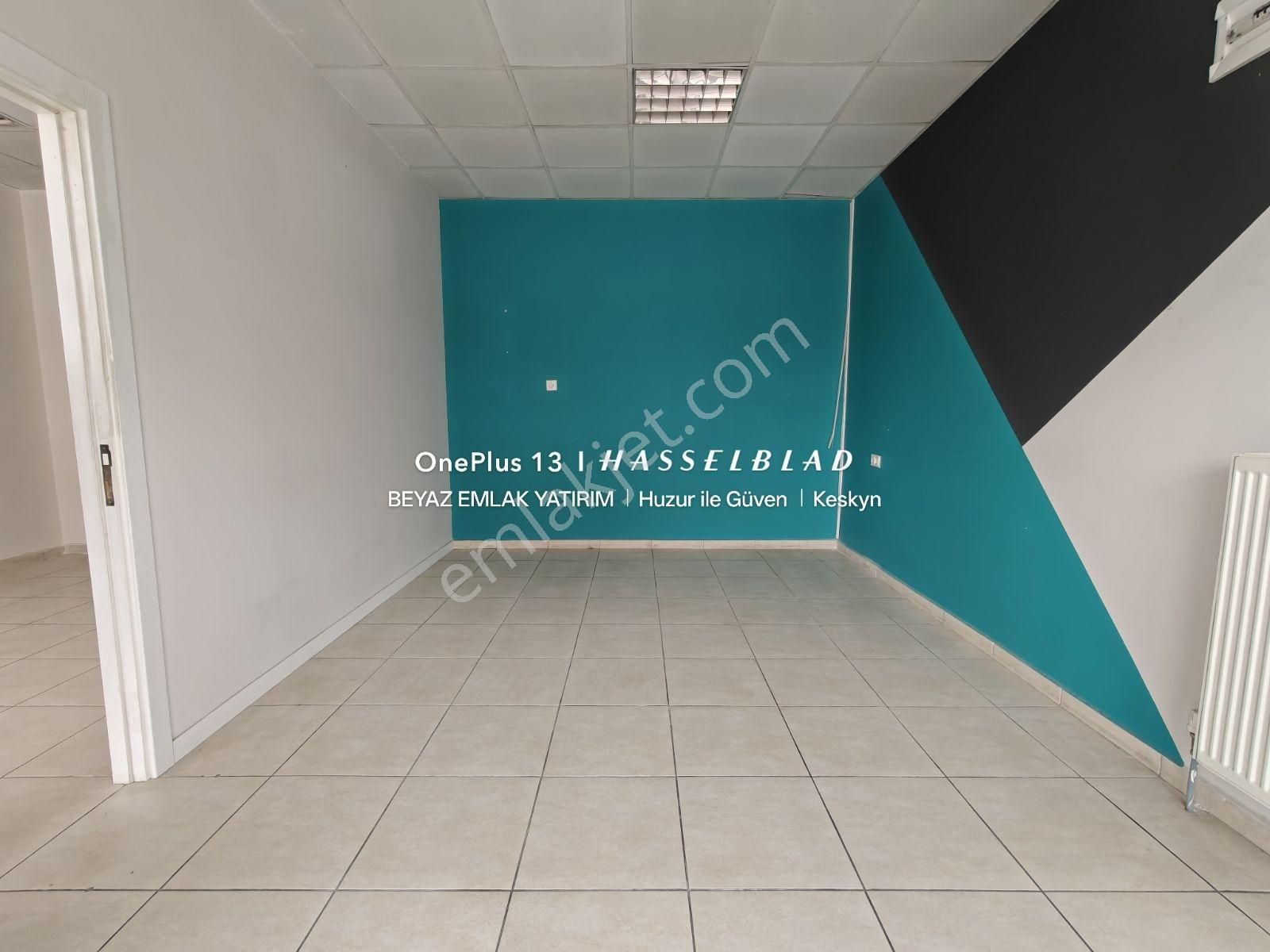 Ali Ulvi Kurucu Caddesi Üzerinde 45 M² Kiralık Dükkan - Görsel 3