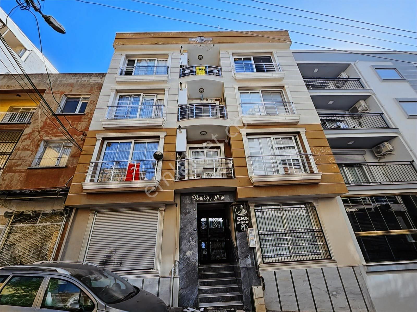 İzban Durağına Yakın Teraslı Deniz Manzaralı Kiralık 2+1 Daire - Görsel 4