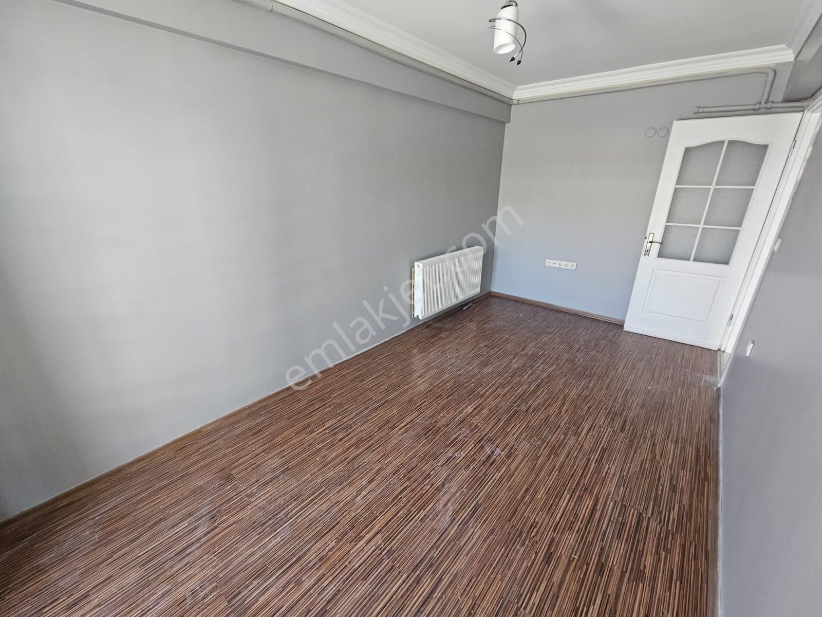 İzban Durağına Yakın Teraslı Deniz Manzaralı Kiralık 2+1 Daire - Görsel 27