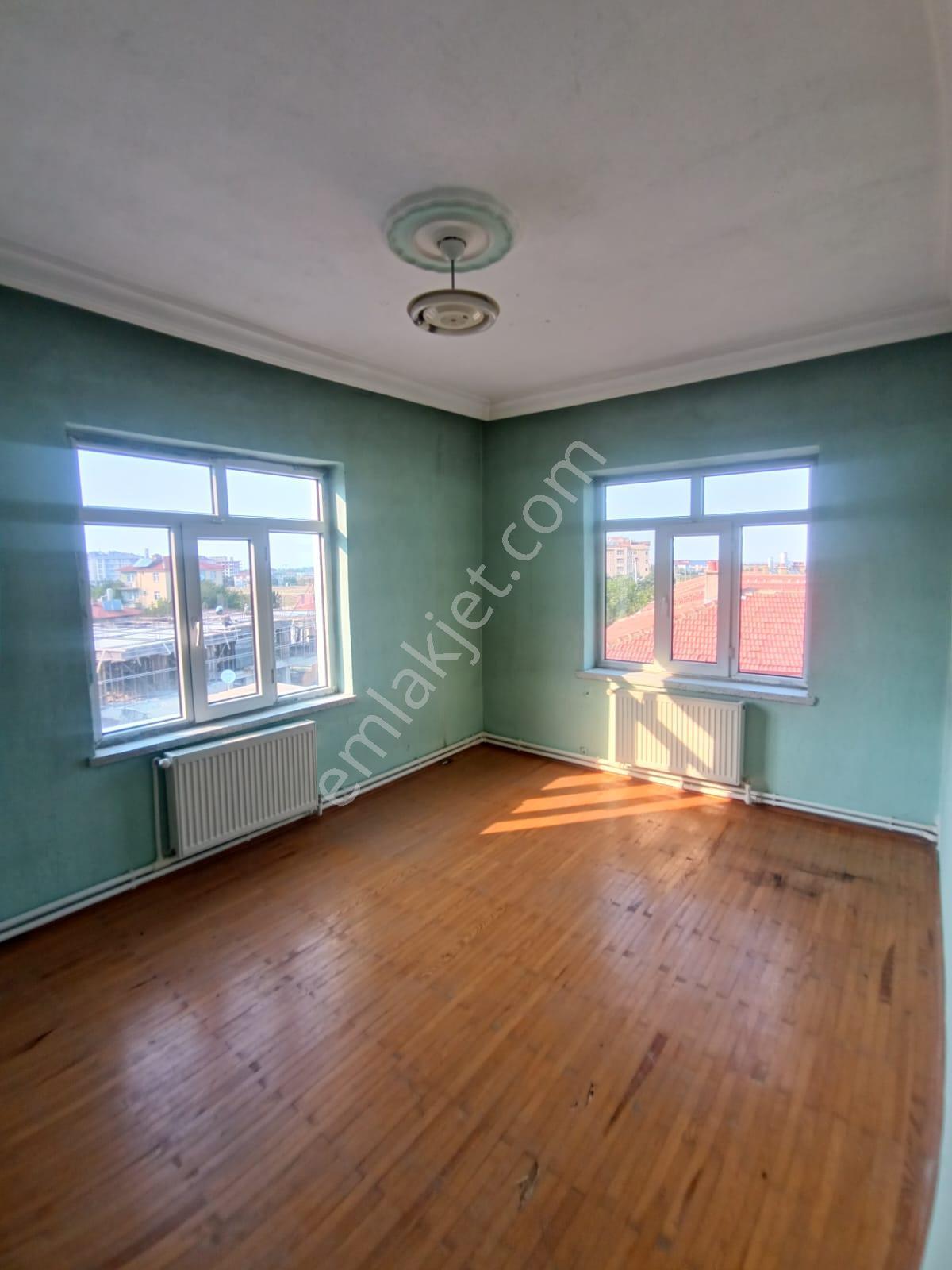 Akçay Emlak'tan Akşehir Koşuyolu Beş Kalem Kursu Civarı Ara Kat Doğalgazlı Kiralık 3+1 Daire - Görsel 21