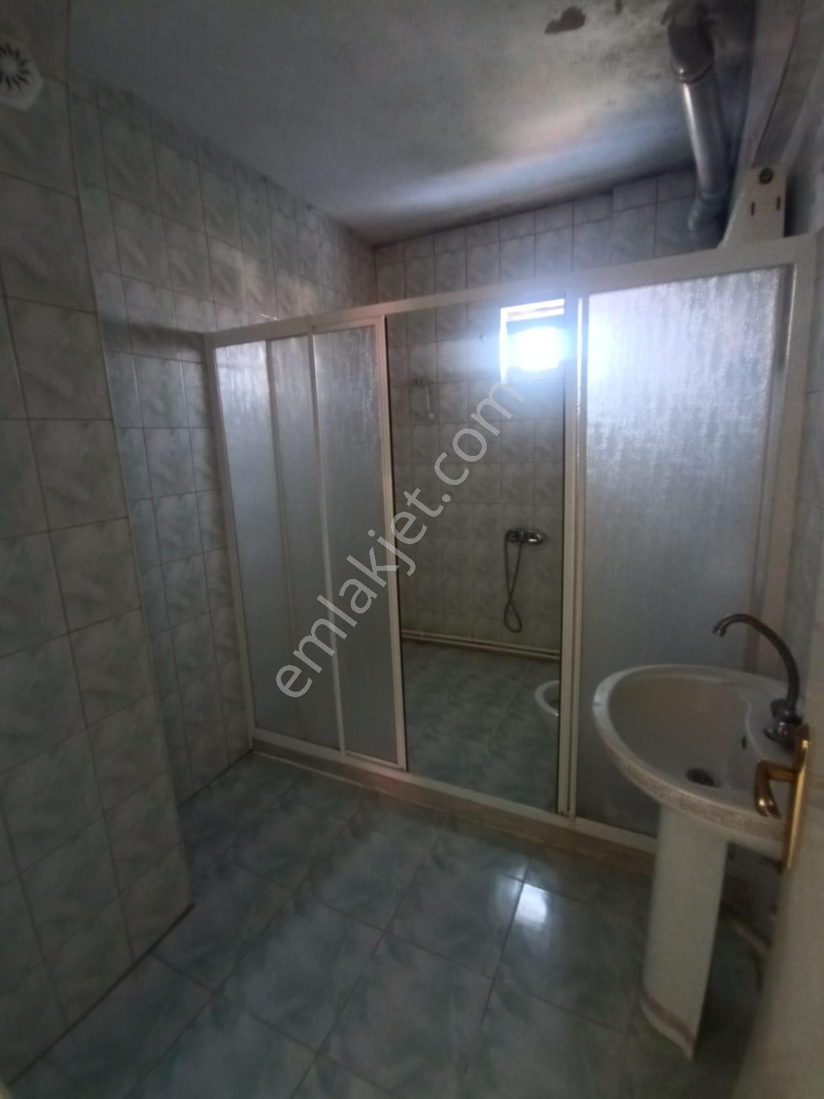 Akçay Emlak'tan Akşehir Koşuyolu Beş Kalem Kursu Civarı Ara Kat Doğalgazlı Kiralık 3+1 Daire - Görsel 7
