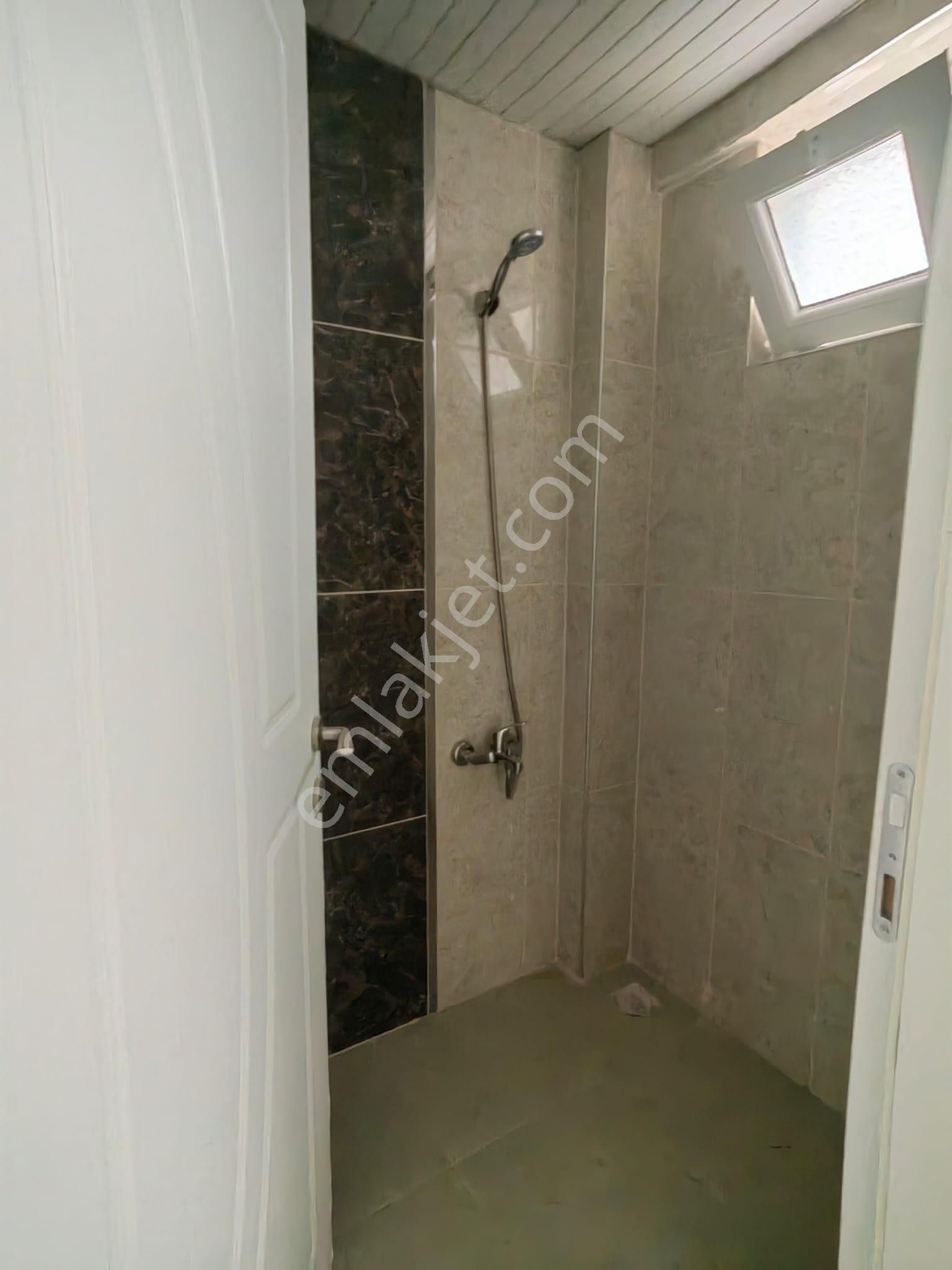 Akçay Emlak'tan Akşehir Koşuyolu Civarında Ara Kat Asansörlü Kiralık 2+1 Daire - Görsel 9