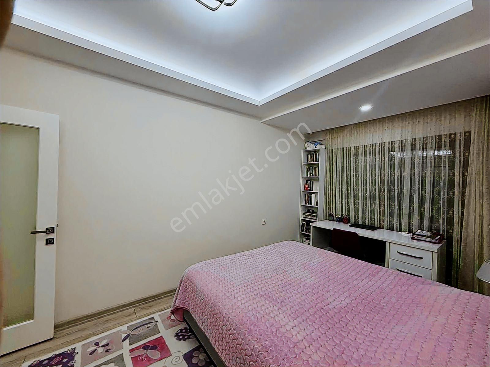 İlhan Rodoplu'dan Havuzlu Ultra Lüx 3+1 Satılık Daire - Görsel 9