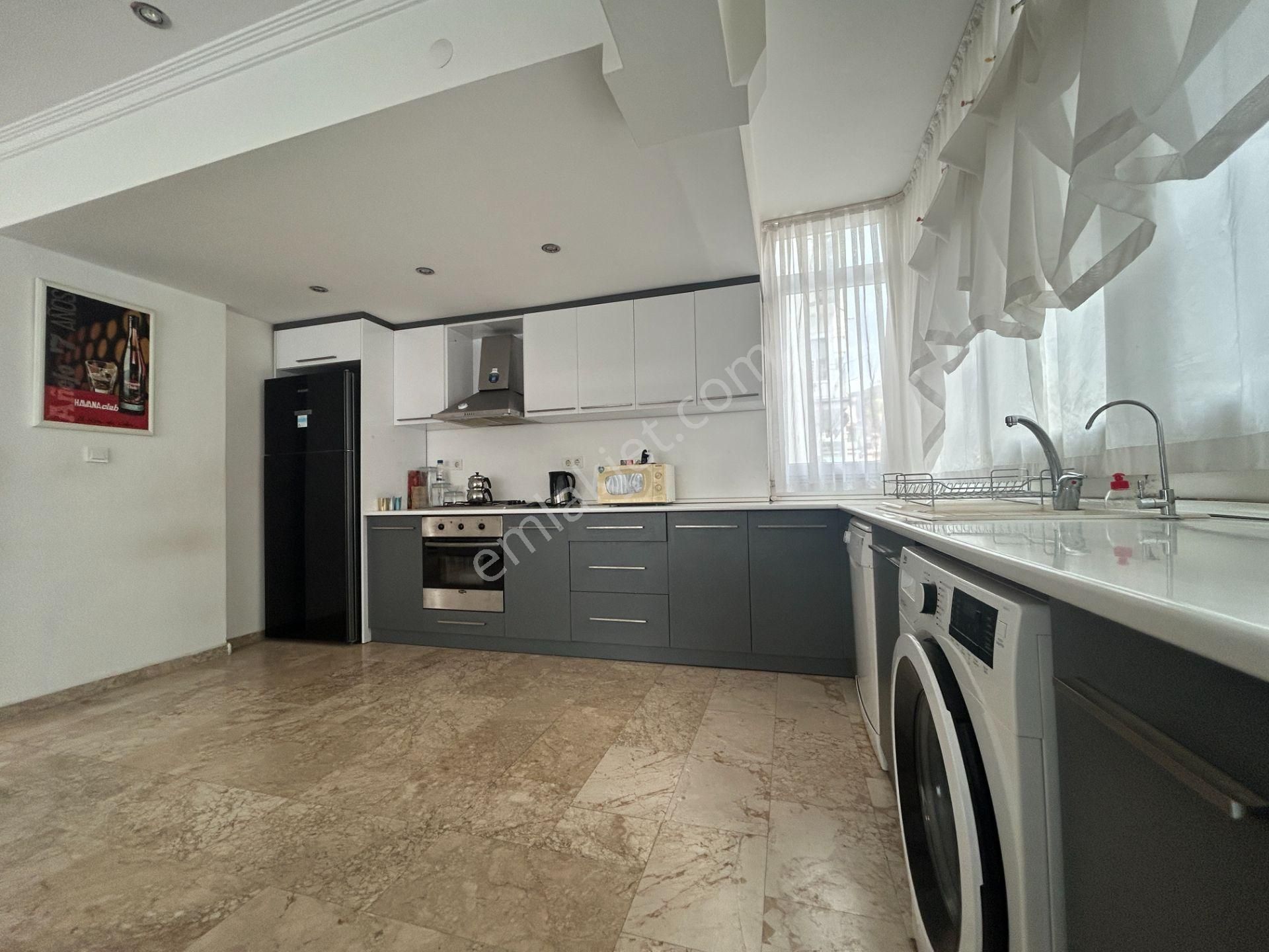 Alanya Merkez Damlataşta Satılık 3+1 Masrafsız Mobilyalı Daire - Görsel 13