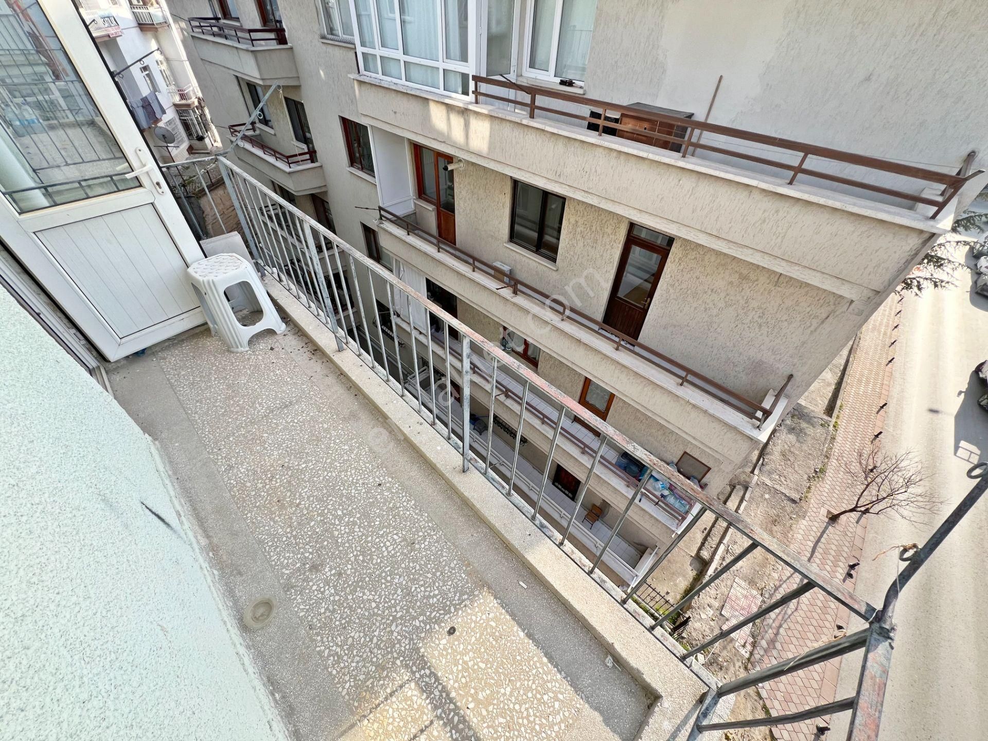 Aşağı Eğlence'de Etlik Şehir Hastn. Yakını 3.katta Full Yapılı 3+1 Ön Cephe Güney Batı Cepheli - Görsel 12