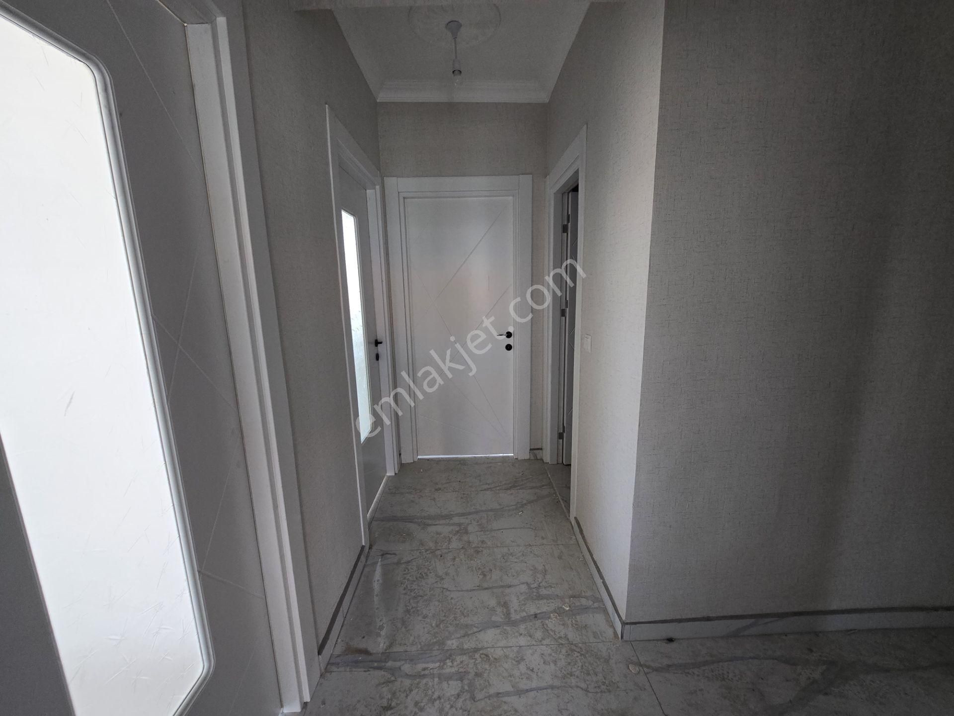 Ahmet Yesevi Caddesin De 2+1 Sıfır İskanlı Daire - Görsel 20